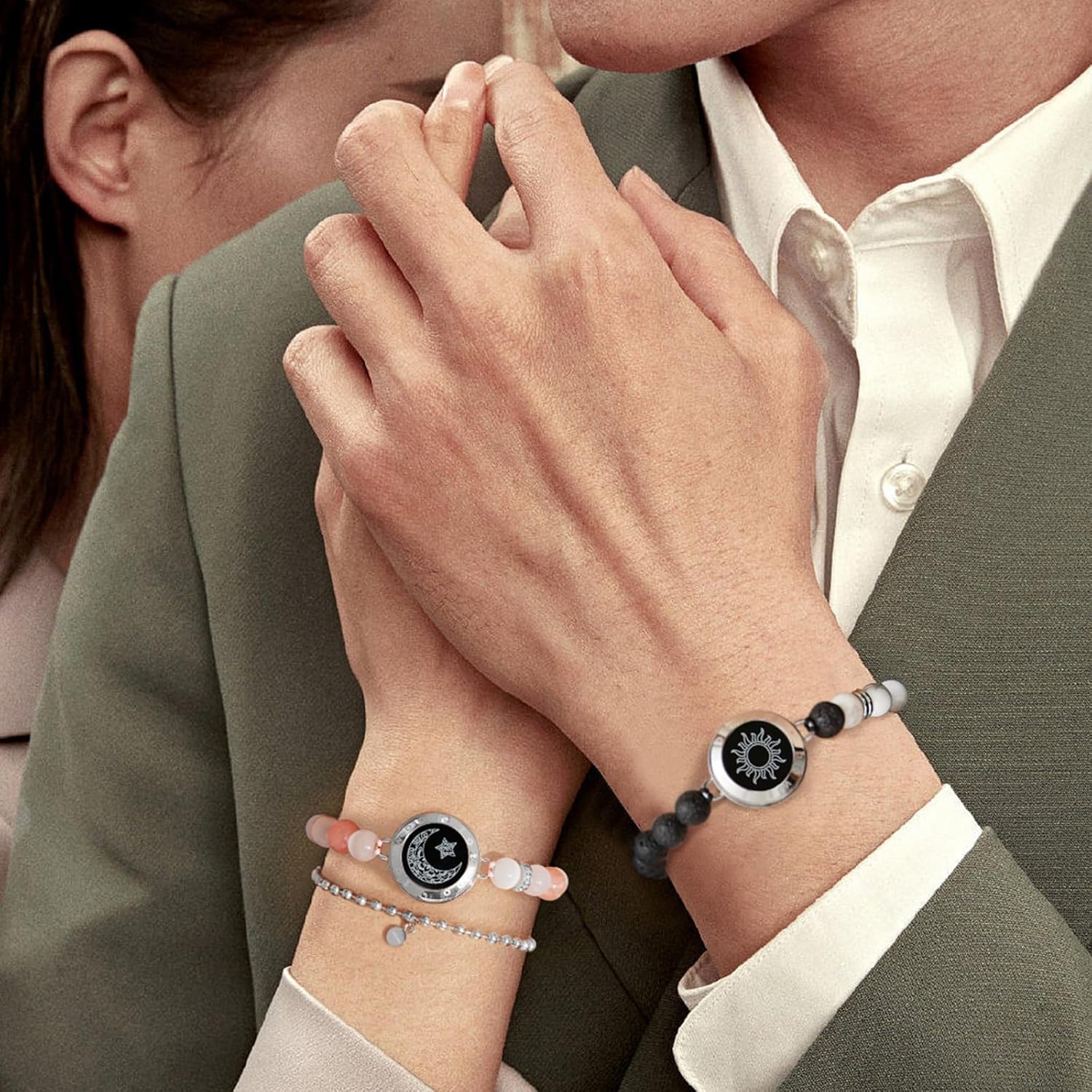 Detalle de TOTWOO Intelligente Partnerarmbänder für Fernbeziehungen – 1:1 Bluetooth-Koppelung, App-Steuerung und Licht-Vibrationssignale
