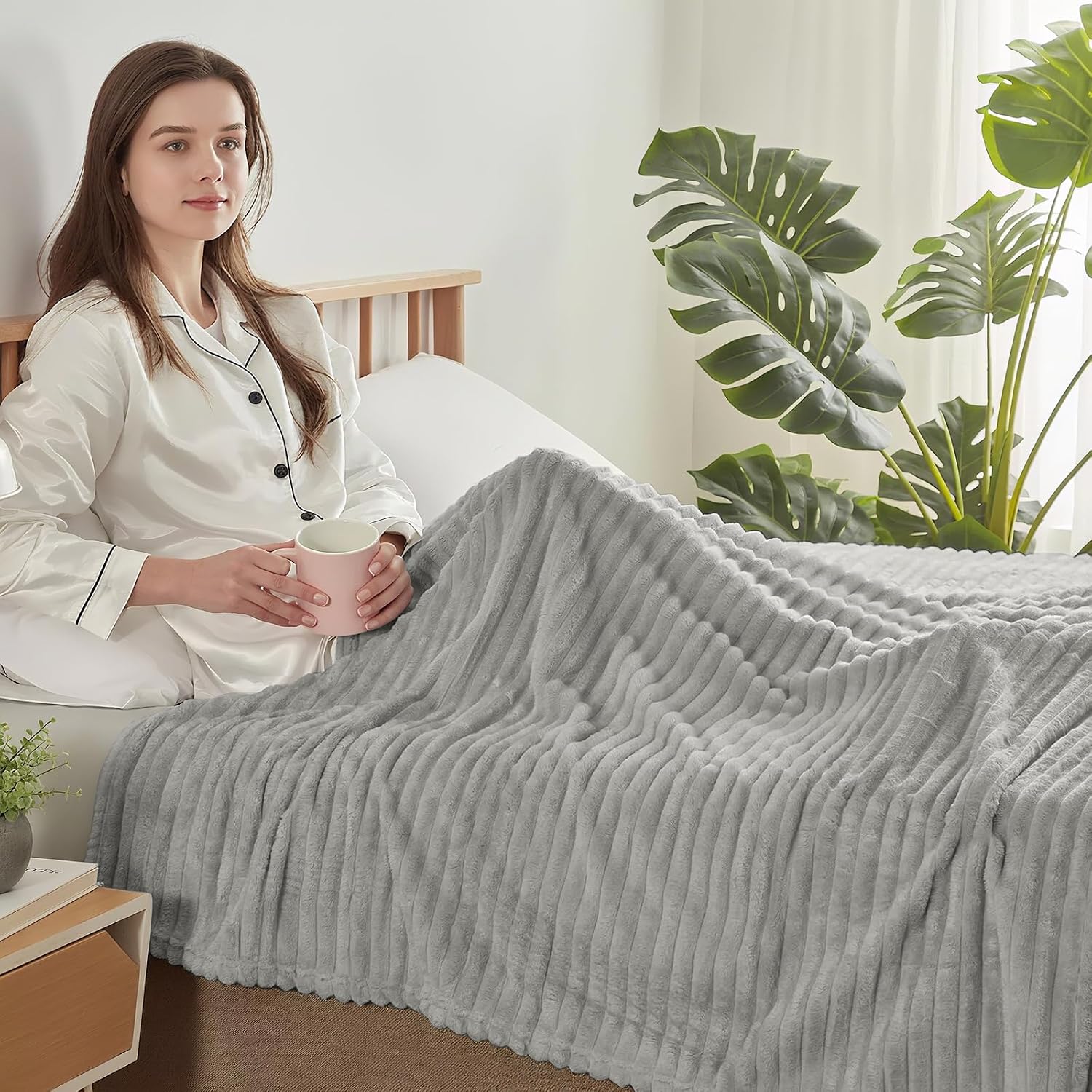 Detalle 2 de QOFLY Kuscheldecke Flanell 200 x 230 cm