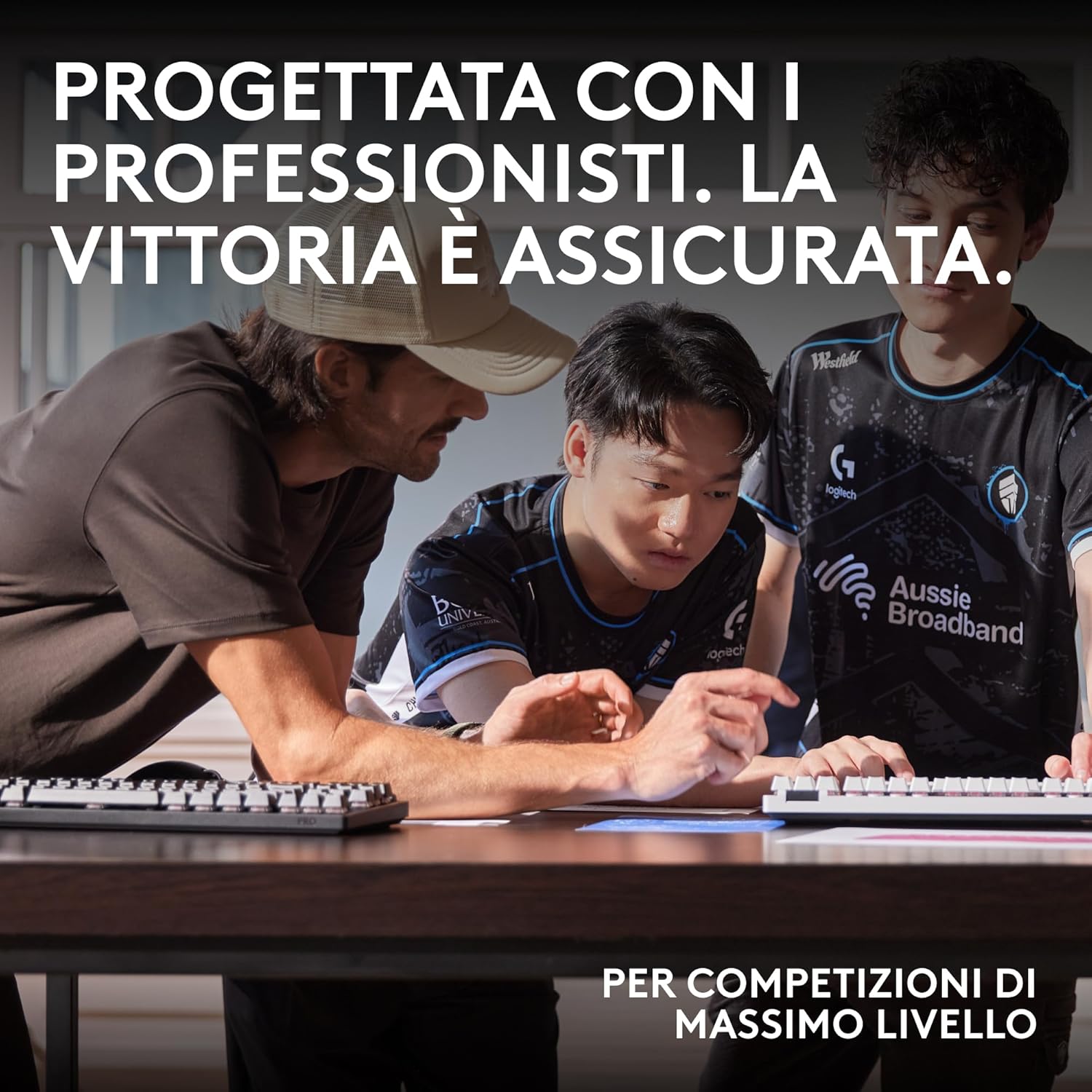 Thumbnail 1 de Logitech G PRO X 60 LIGHTSPEED tastiera gaming wireless 60% meccanica TKL compatta con LIGHTSYNC RGB e switch ottici