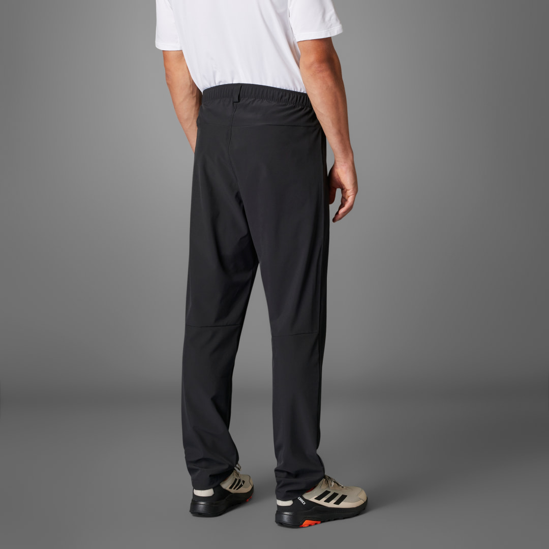 Detalle 2 de Pantalón elástico Multi Essentials de Adidas – Negro