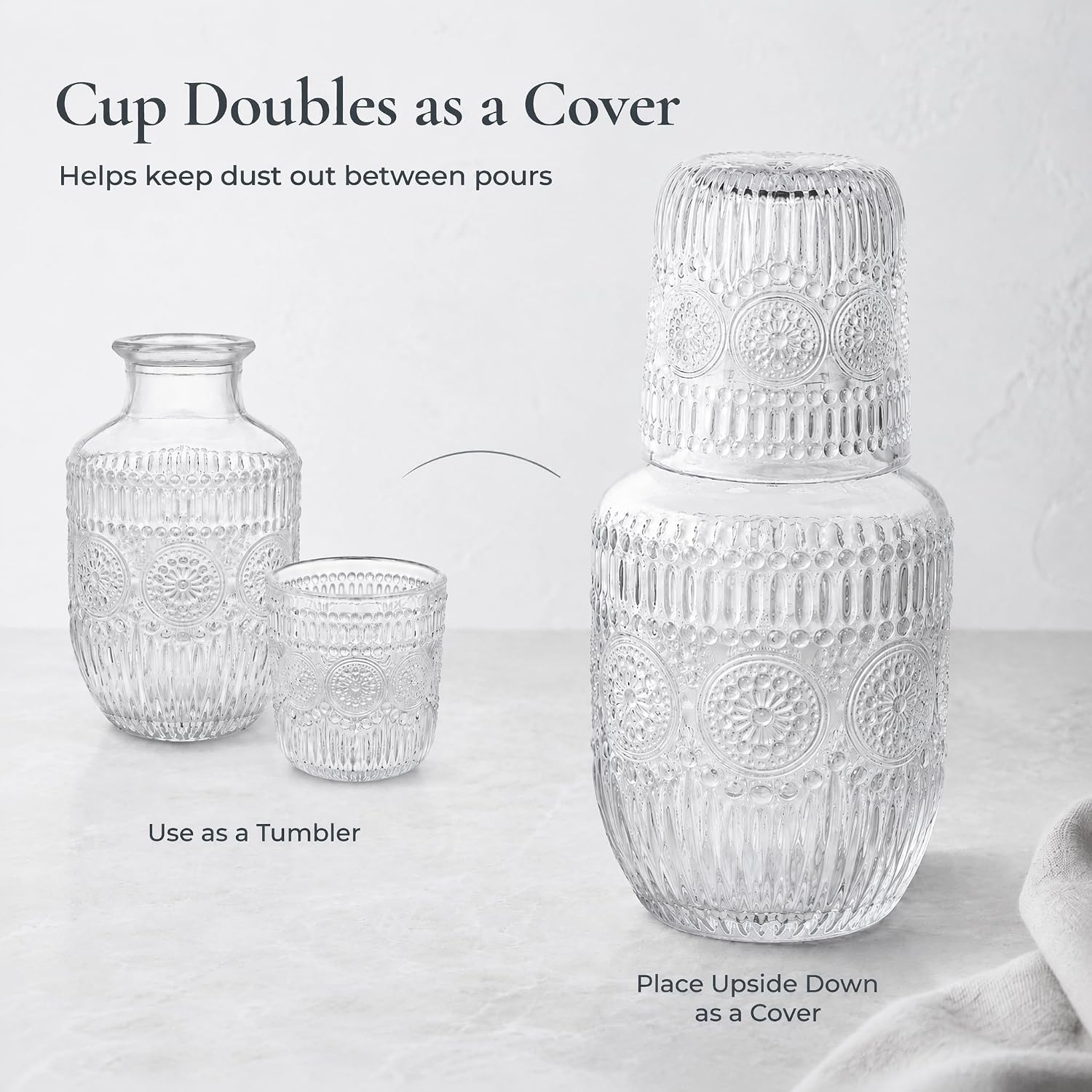 Detalle de Kingrol Vintage Bedside Glass Carafe Set, 18 oz with 5 oz Covering Tumblers