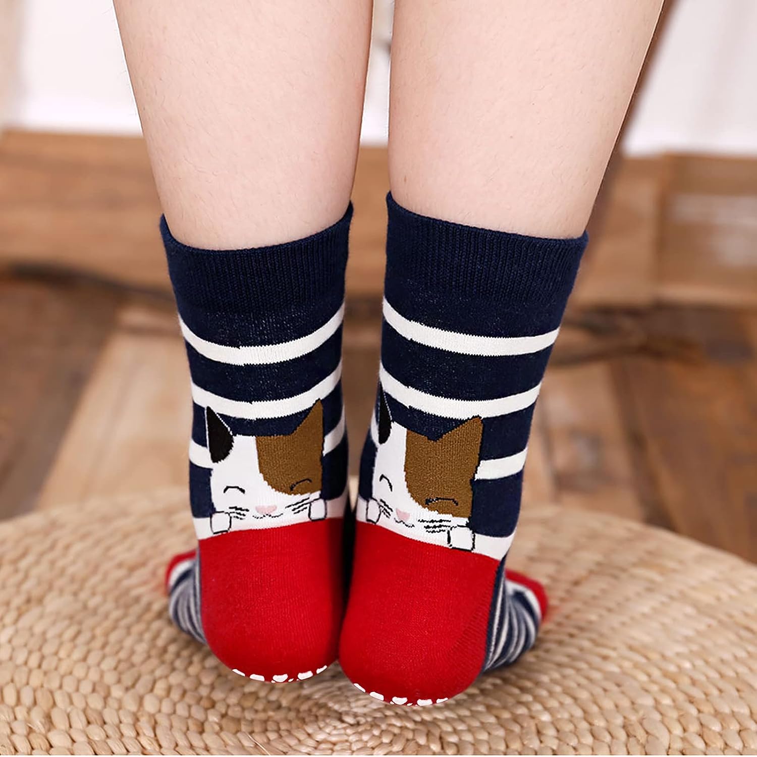 Detalle de PUTUO chaussettes antidérapantes fantaisie pour femme (motif chats) – lot de 5 paires