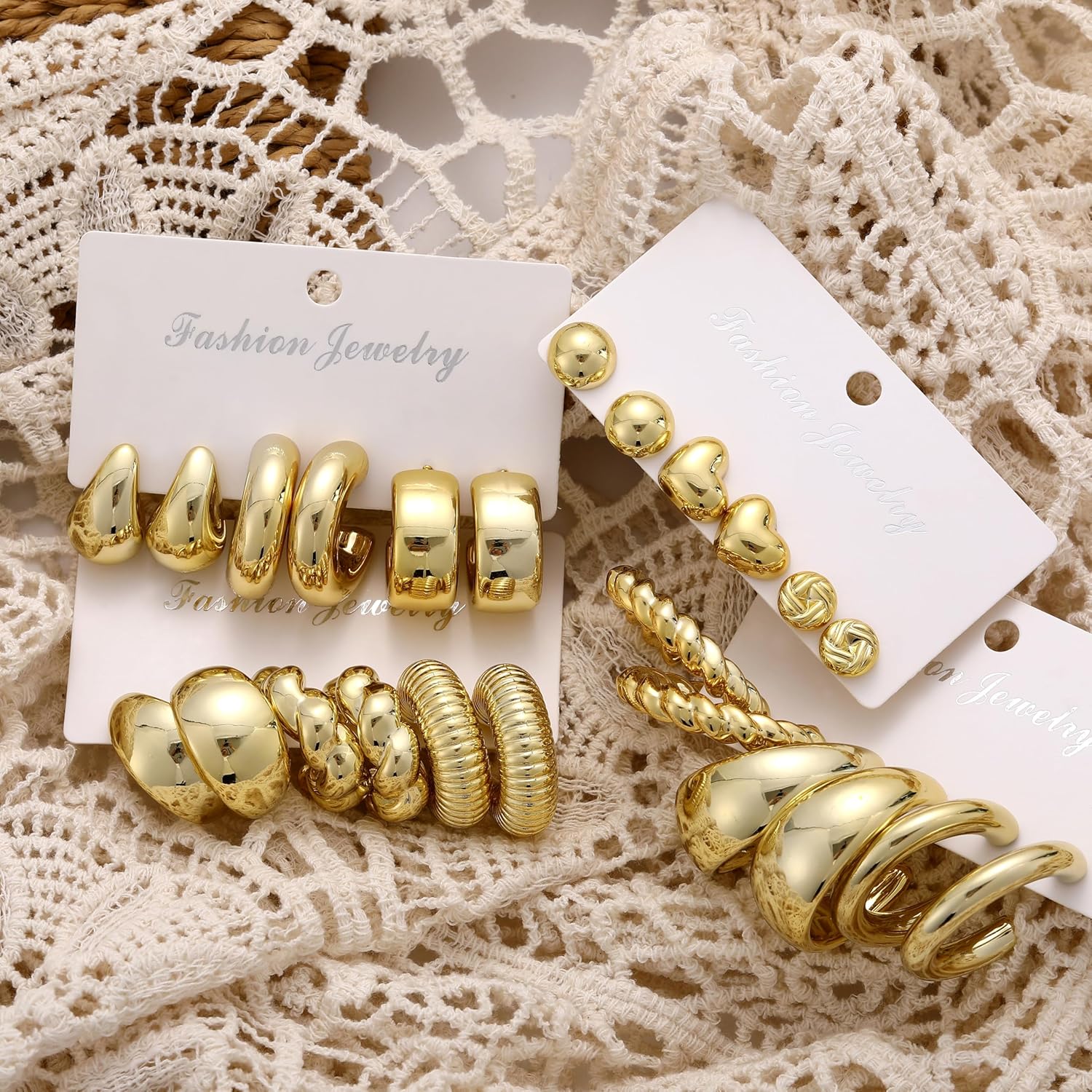 Thumbnail 4 de 12 Pairs Chunky Gold Hoop Earrings Set for Women (Gold-Plated, Hypoallergenic) — Twisted Huggie & Stud Mix