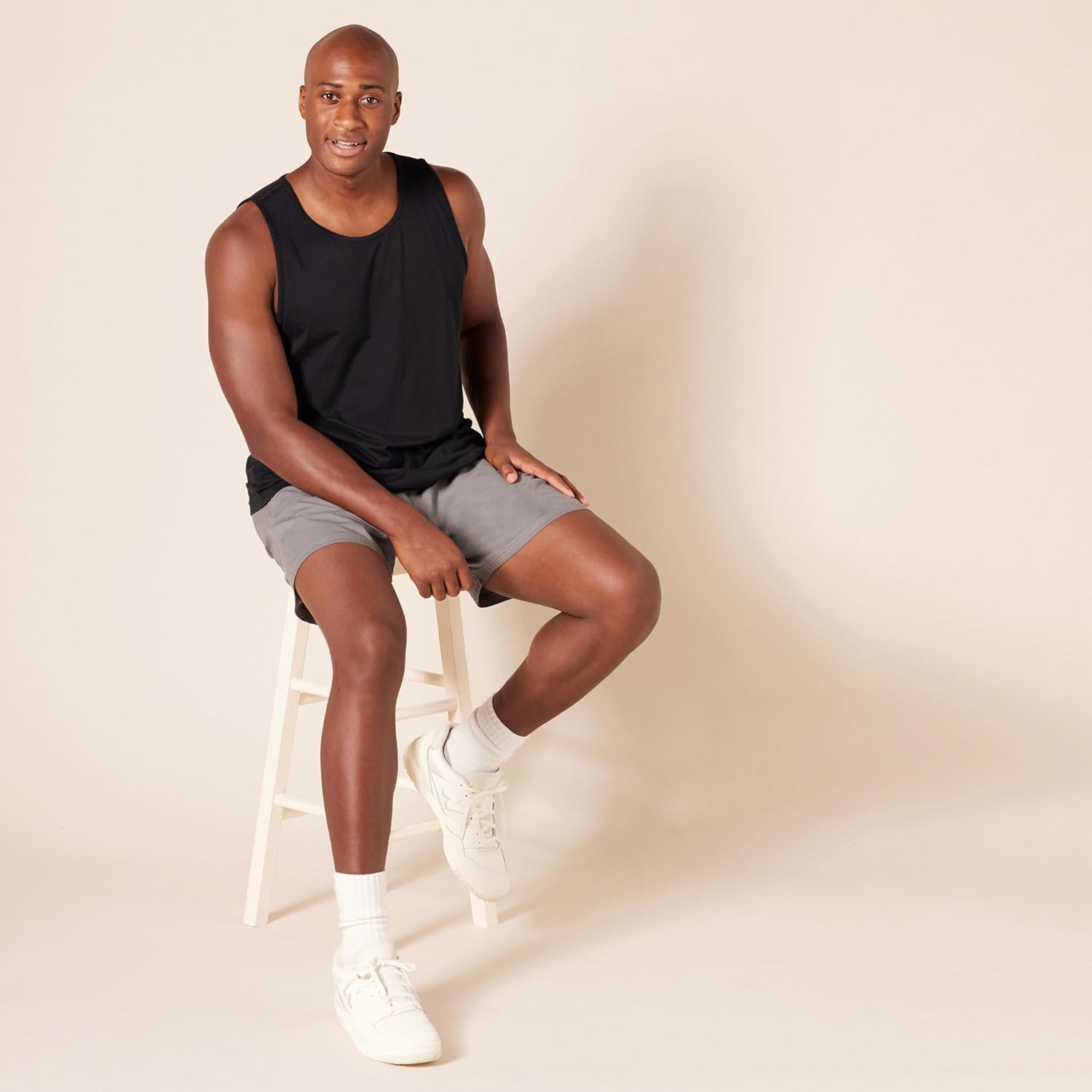 Thumbnail 6 de Amazon Essentials Men’s Slim-Fit Vest (Lightweight Jersey Tank Top)