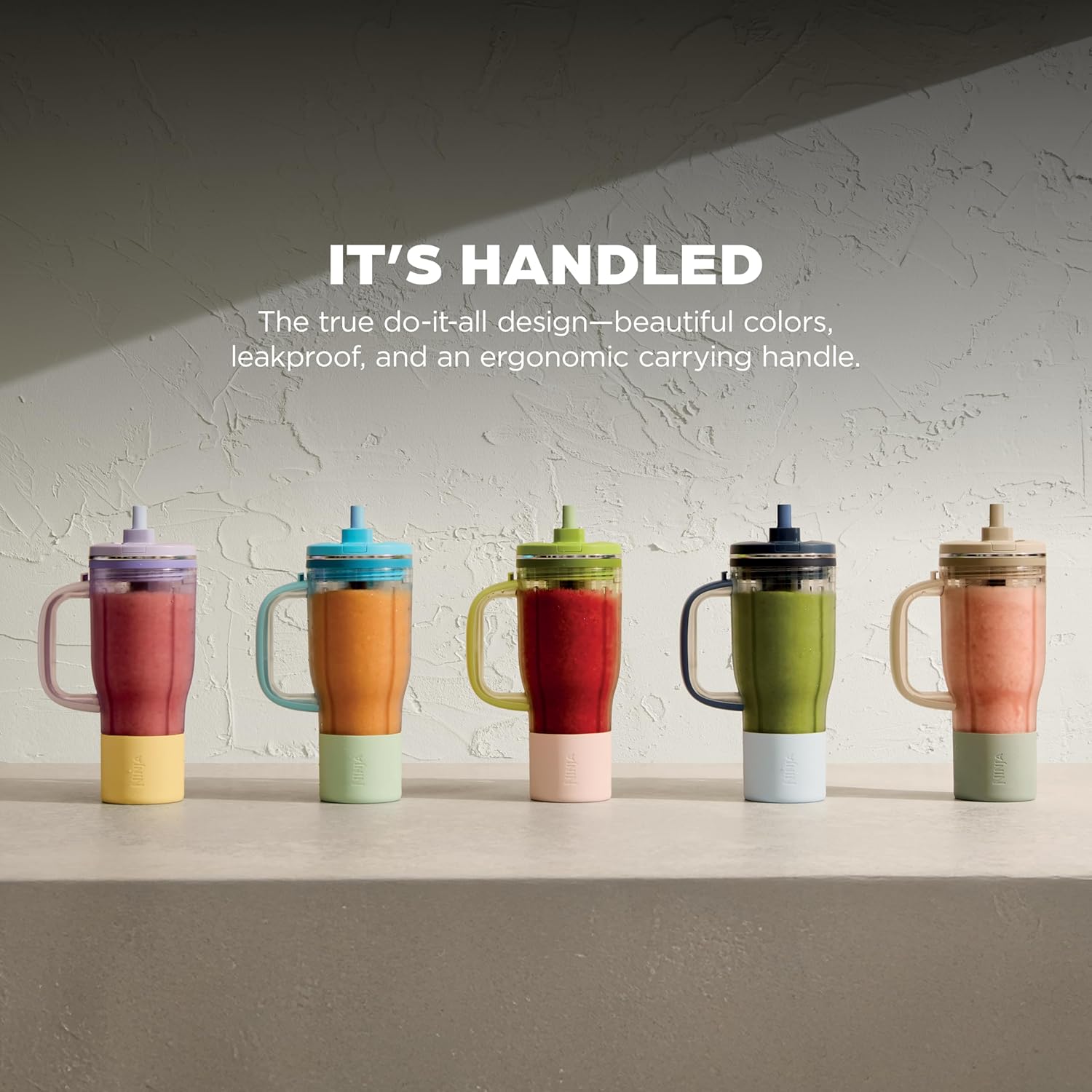 Thumbnail 2 de Ninja Blendboss™ Personal Blender (DB351BL) with 26 oz Leakproof Travel Cup, Auto-iQ Programs, Blue Raspberry