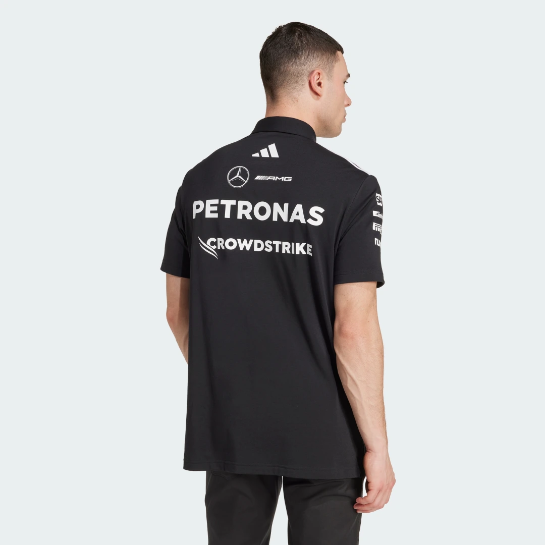 Detalle 2 de Polo Mercedes-AMG Petronas Formula One Team de Adidas – Negro