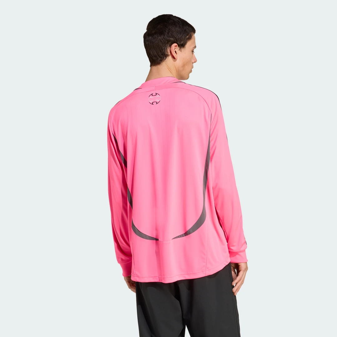 Detalle 2 de Camiseta manga larga Teamgeist Adicolor de Adidas, rosa