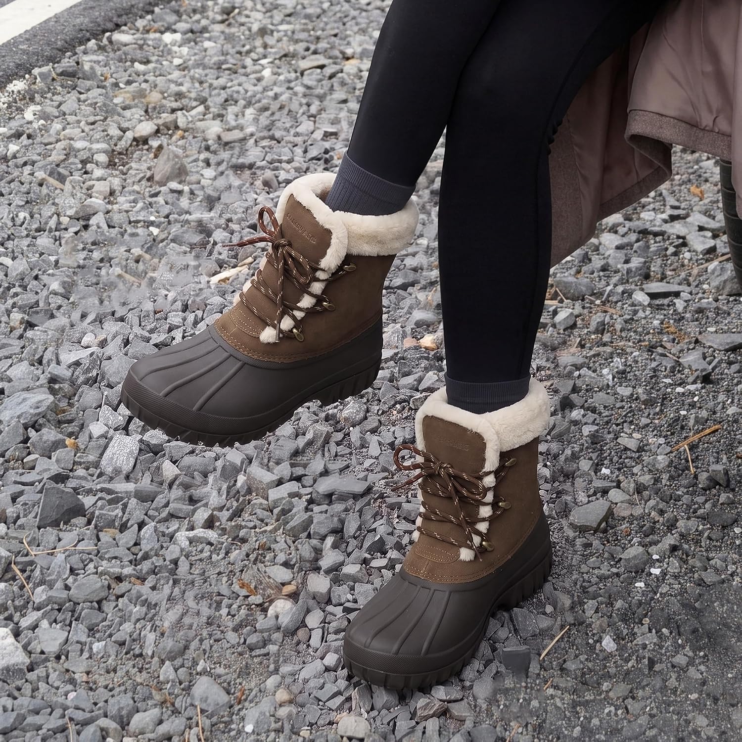 Detalle de DREAM PAIRS Women's Mid-Calf Waterproof Snow Boots, Faux-Fur Lined, Lace-Up
