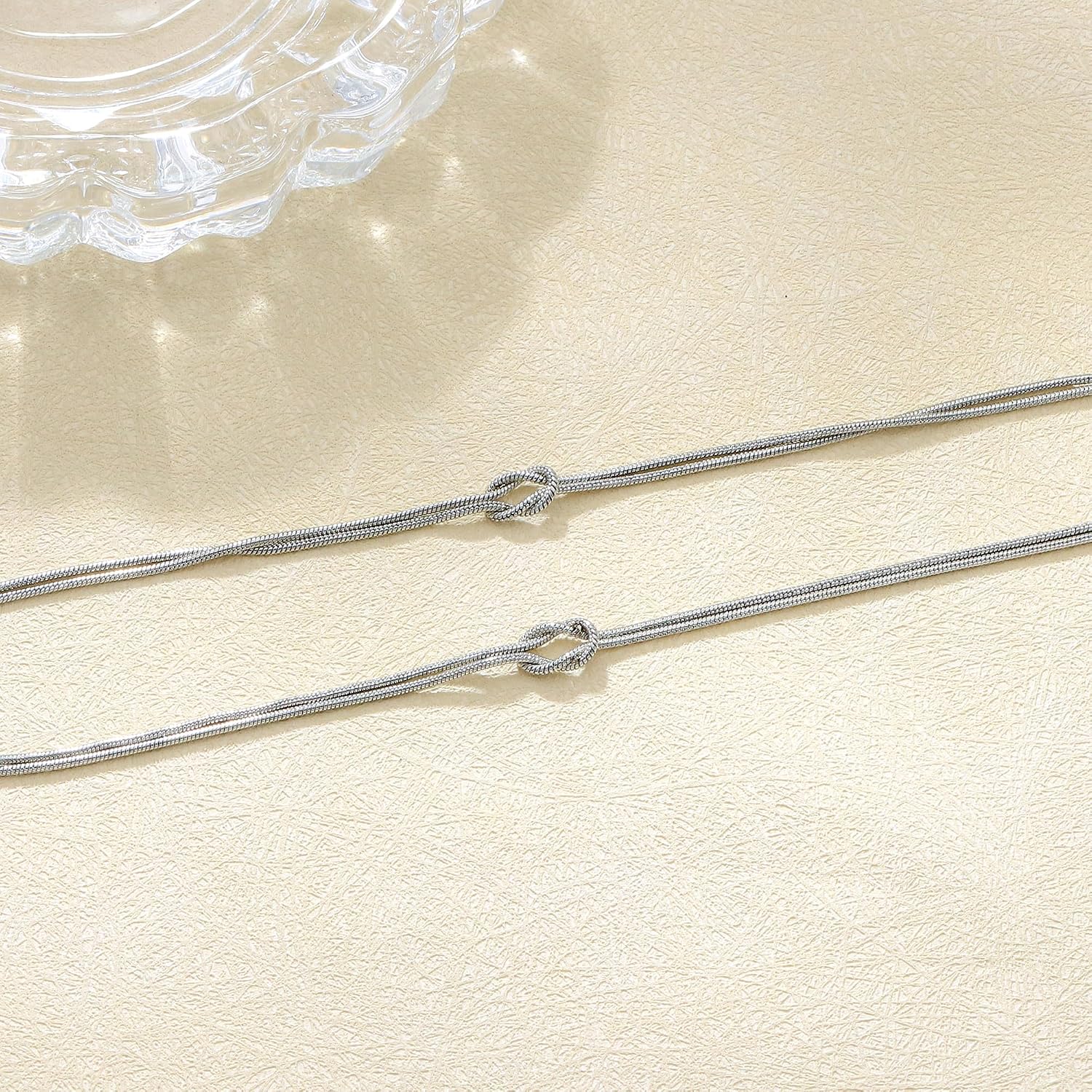 Detalle 2 de Koemore Always Remember/ Pinky Promise Silver Knot Bracelet