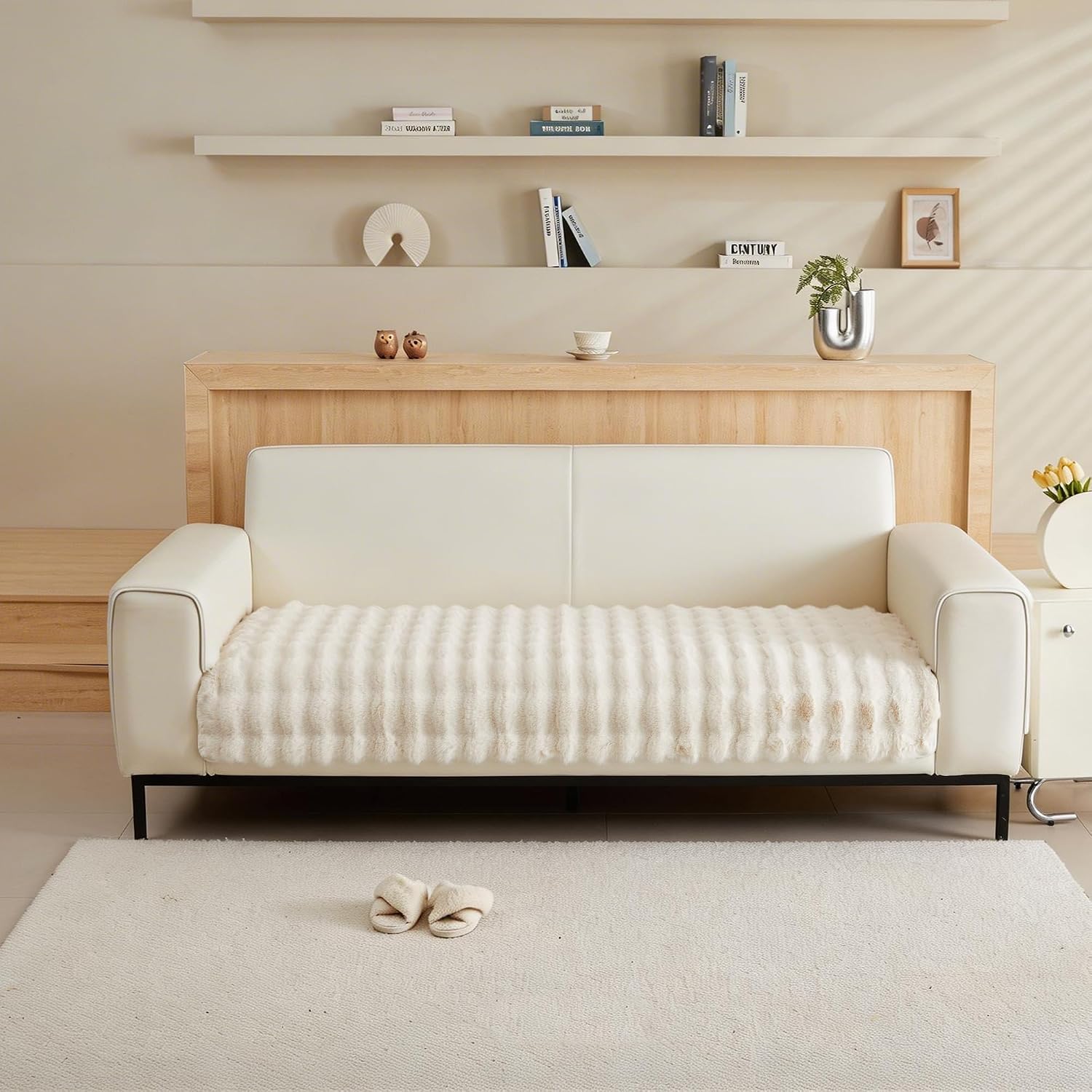Detalle de Cshionary FF Fuzzy Sofa Cover, White Plush Polyester, Non-Slip