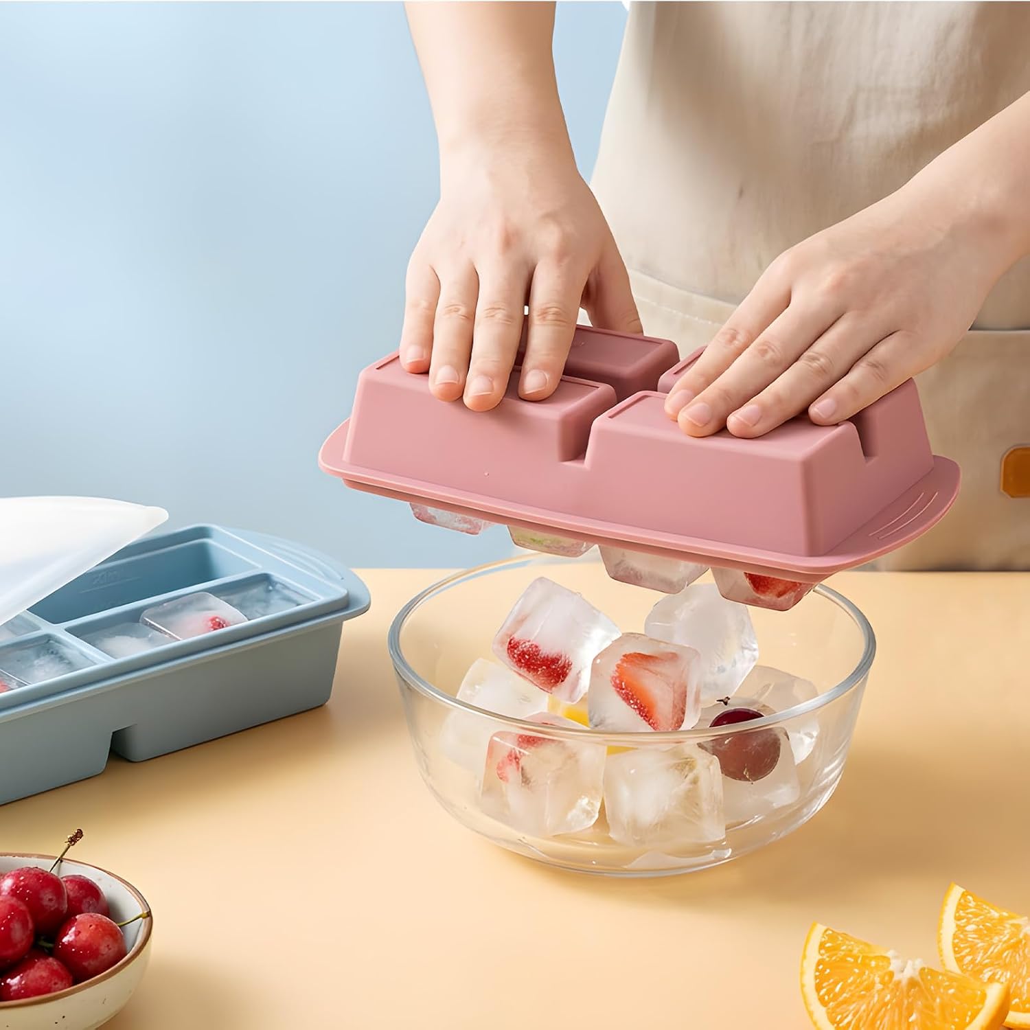 Detalle de AiQInu Stampo in Silicone per Brodi e Alimenti in Purea – 4 Scomparti con Coperchio Ermetico