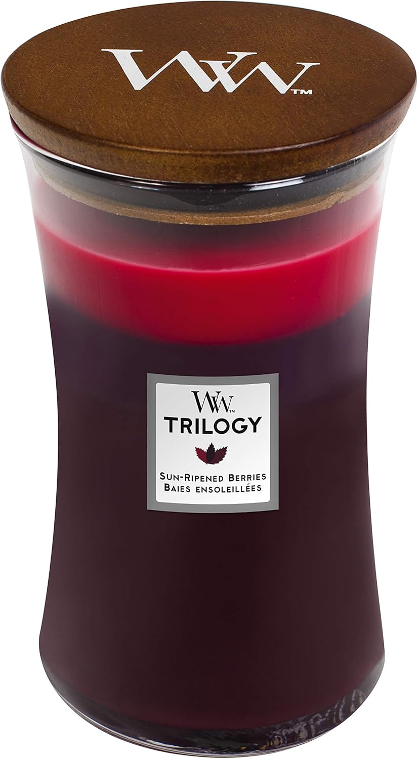 Detalle de WoodWick Trilogy candela profumata a clessidra grande con Pluswick Innovation – Frutti di bosco maturati al sole