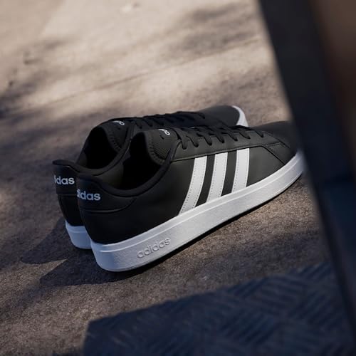 Thumbnail 1 de adidas Grand Td Lifestyle Court: zapatillas casual para mujer con cierre de cordones y suela de goma cosida (Core Black/Cloud White)