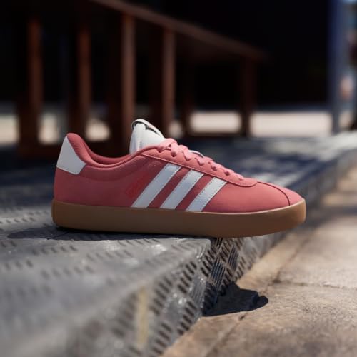 Detalle de adidas Mujer VL Court 3.0: preloved en Scarlet/Core White/Bright Red, talla 41 1/3 EU