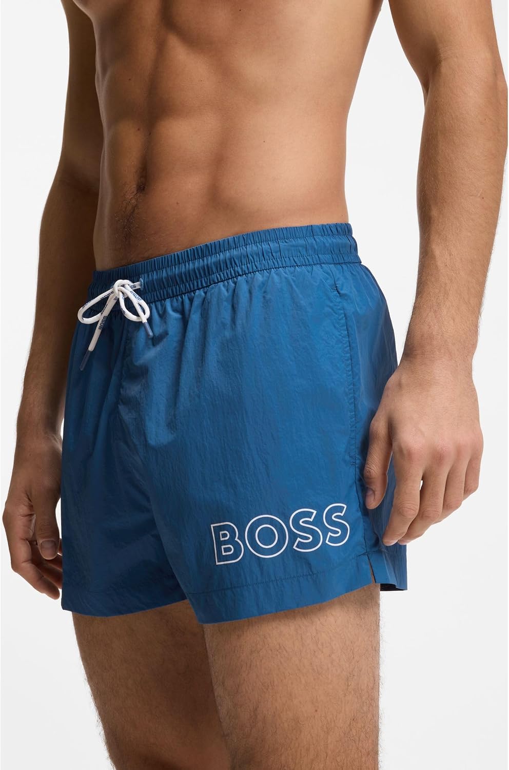 Detalle 2 de Boss Uomo Costume da Bagno Short Poliammide 50469280 — stile sobrio e comfort nella stagione estiva