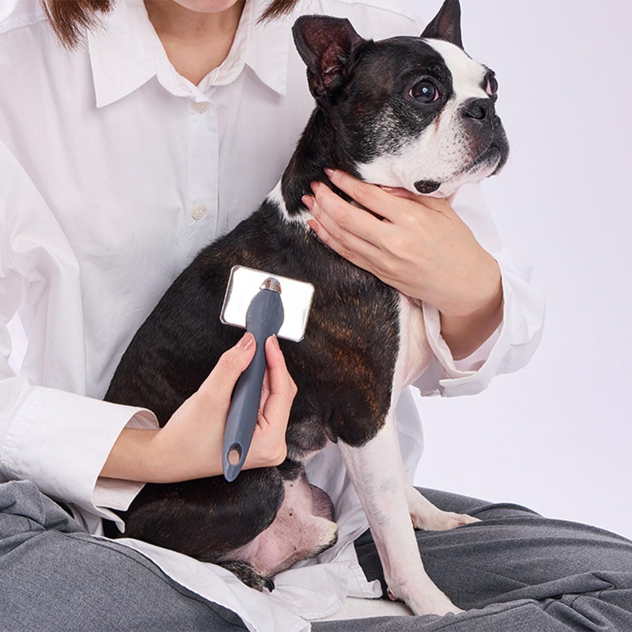 Detalle de ペティオ FIXCARE 犬猫用ハードスリッカーブラシ ミニ、ステンレス製ピン・ゴム製ハンドル