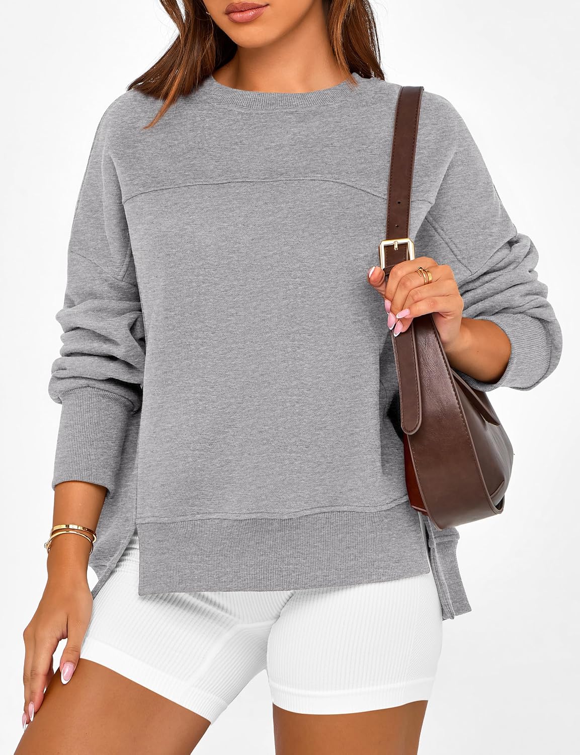 Detalle 1 de BTFBM Women's Crewneck Fleece Sweatshirt with Side Slits and Asymmetrical Hem