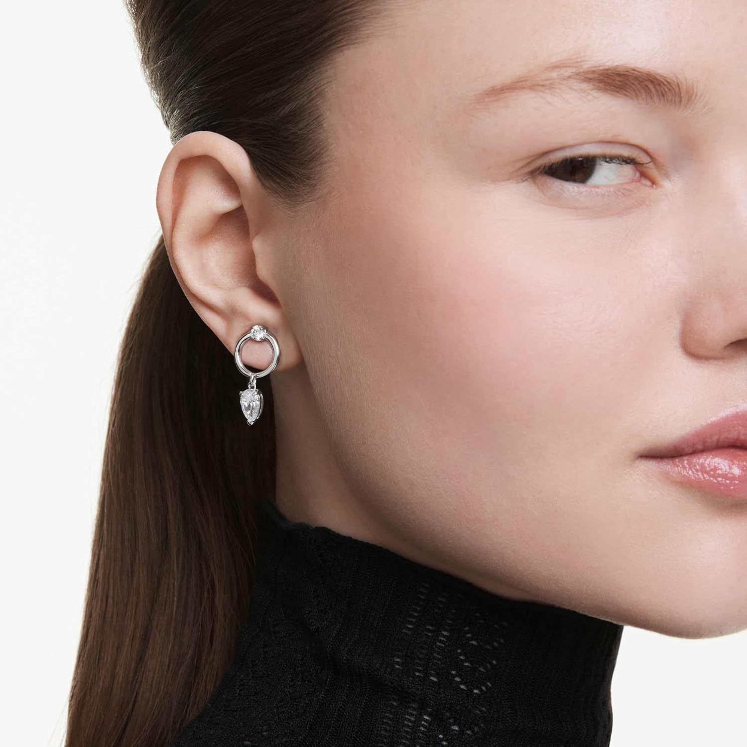 Detalle 1 de Swarovski drop earrings, Mixed Cuts