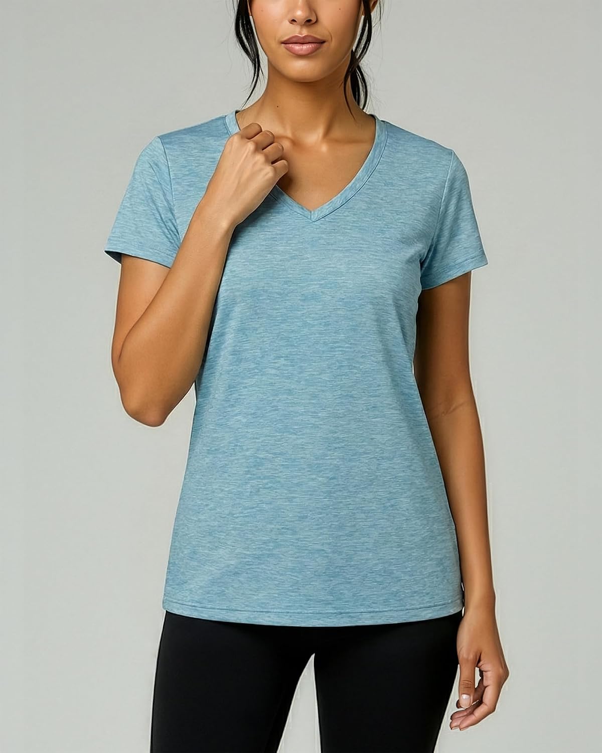 Detalle de Real Essentials Women's 5 Pack Dry-Fit Short Sleeve V-Neck Tee (Plus Size Available)