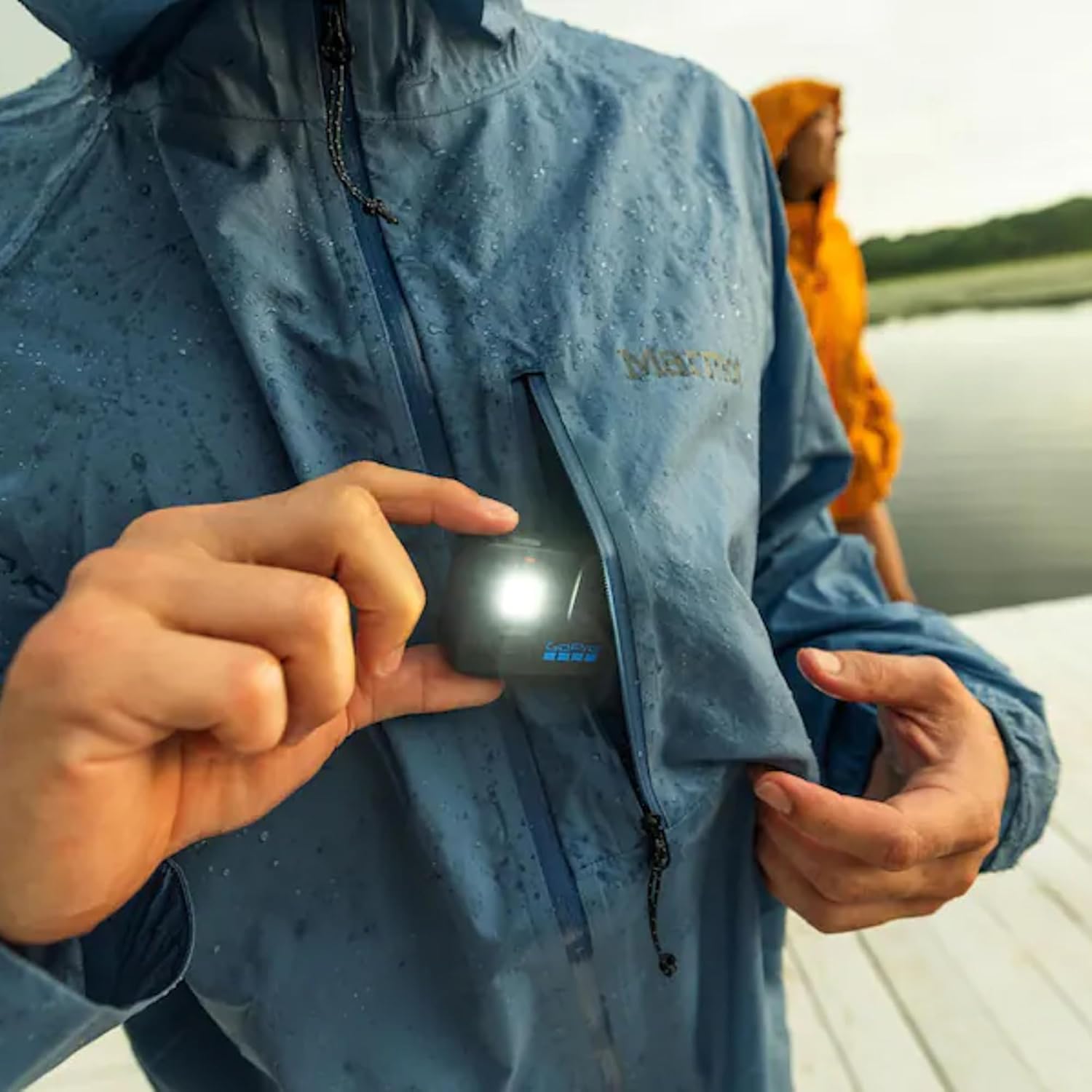 Thumbnail 2 de GoPro LIT Hero: Lightweight, Compact, Waterproof Action Camera with Built-in Light