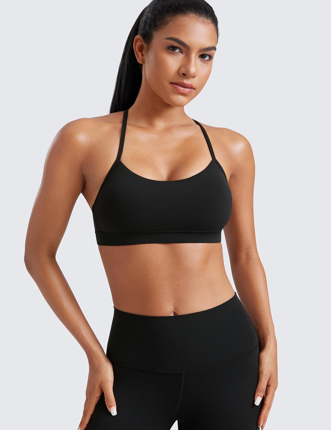 Detalle de CRZ YOGA Women’s Butterluxe Padded Sports Bra (Low Impact) – Racerback Strappy Gym & Yoga Bra