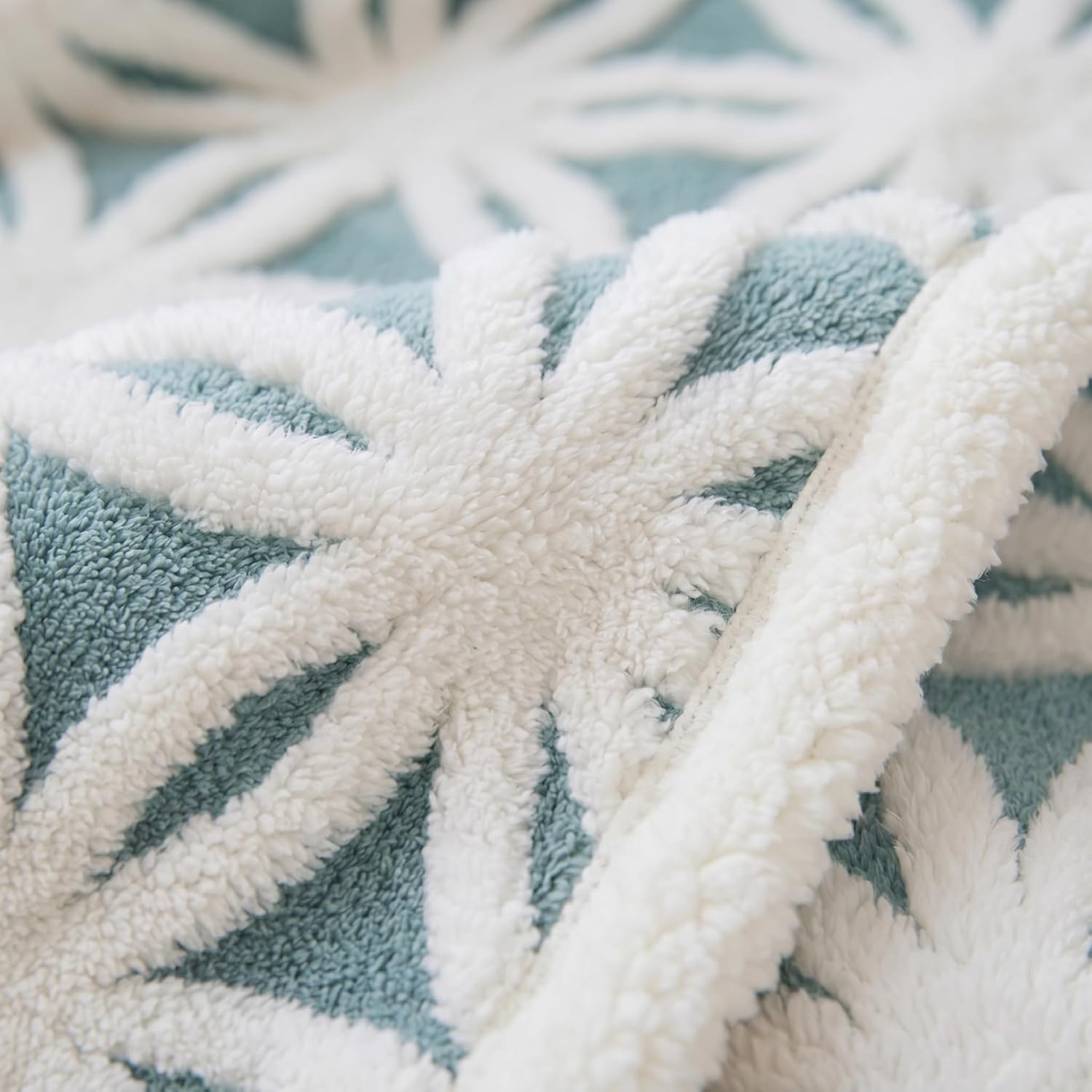 Detalle 2 de Leximan fleece dog blanket, 30 x 40 inches