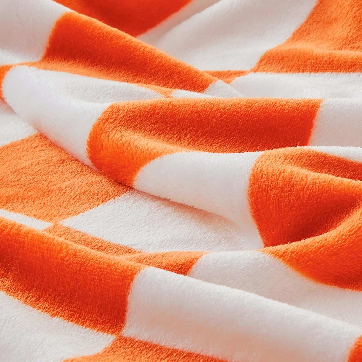 Detalle de BEDELITE Individual Checkered Throw Blanket for Sofa Bed, Cozy Fleece-Flannel Style, Orange Tennessee Checkered, 60 x
