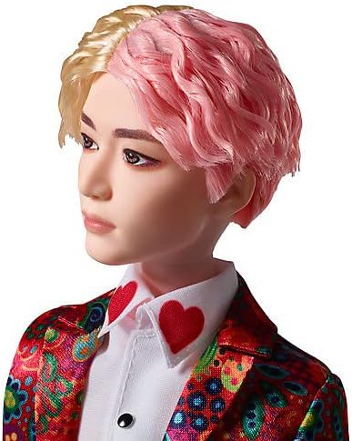 Detalle 2 de Mattel GKC89 BTS Idol V Fashion Doll, 28 cm, 11 Points of Articulation