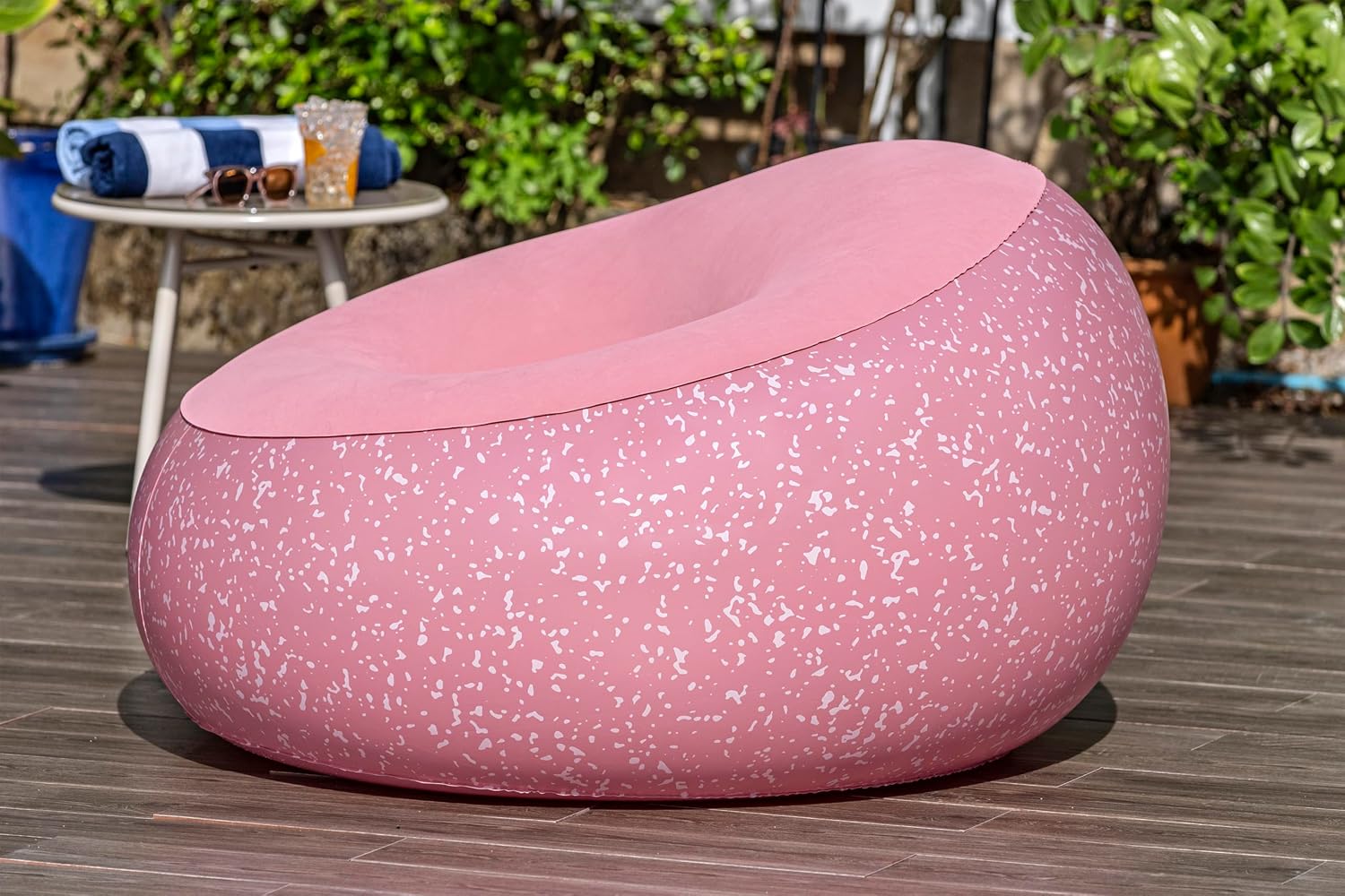 Thumbnail 5 de Bestway Inflate-A-Chair 44" x 44" x 26" — Chaise gonflable pratique et polyvalente