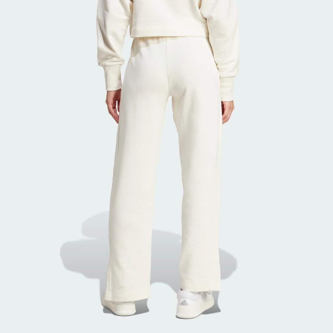 Detalle 2 de adidas ALL SZN French Terry Pantalón 3 bandas Blanco