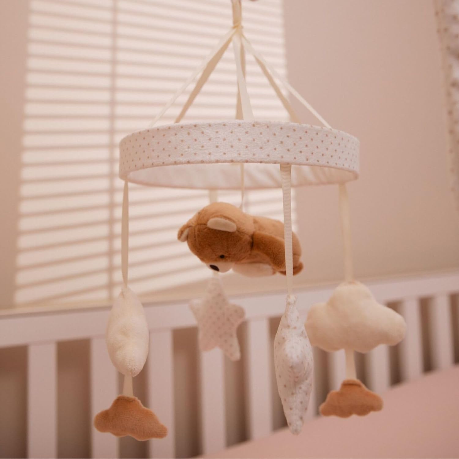 Detalle 2 de Nuby Biscuit l’Ours mobile musical