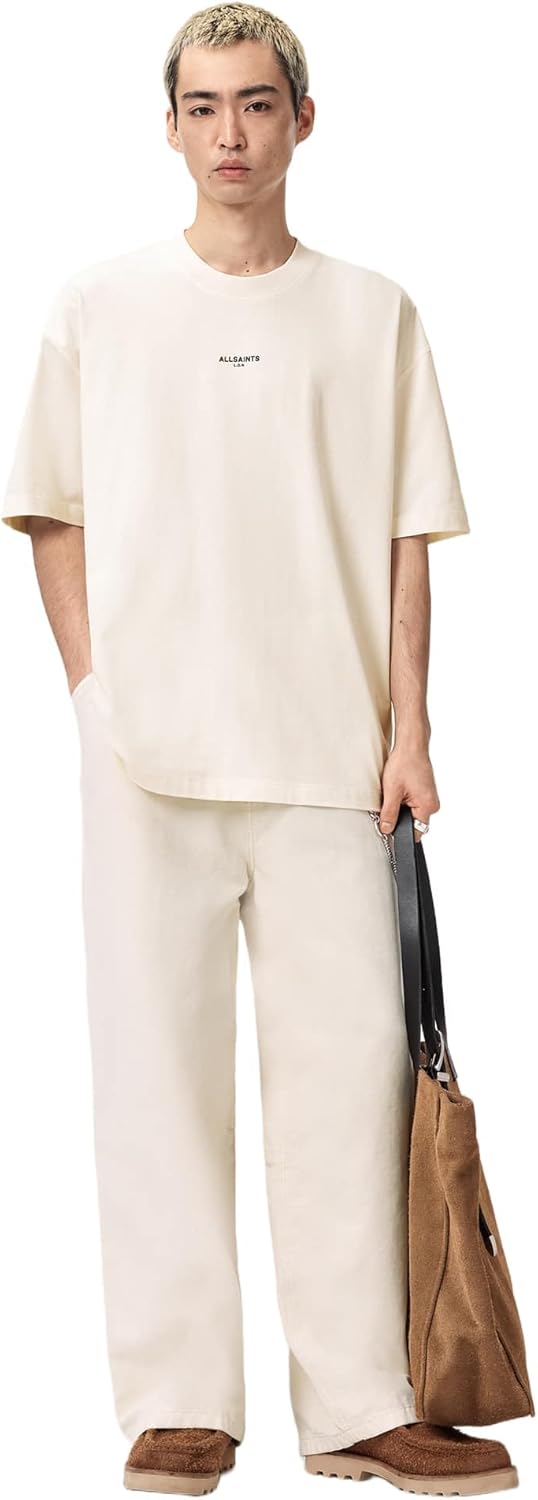 Detalle de Allsaints Mikro SS Crew T-Shirt Uomo: tee oversize a girocollo con maniche corte