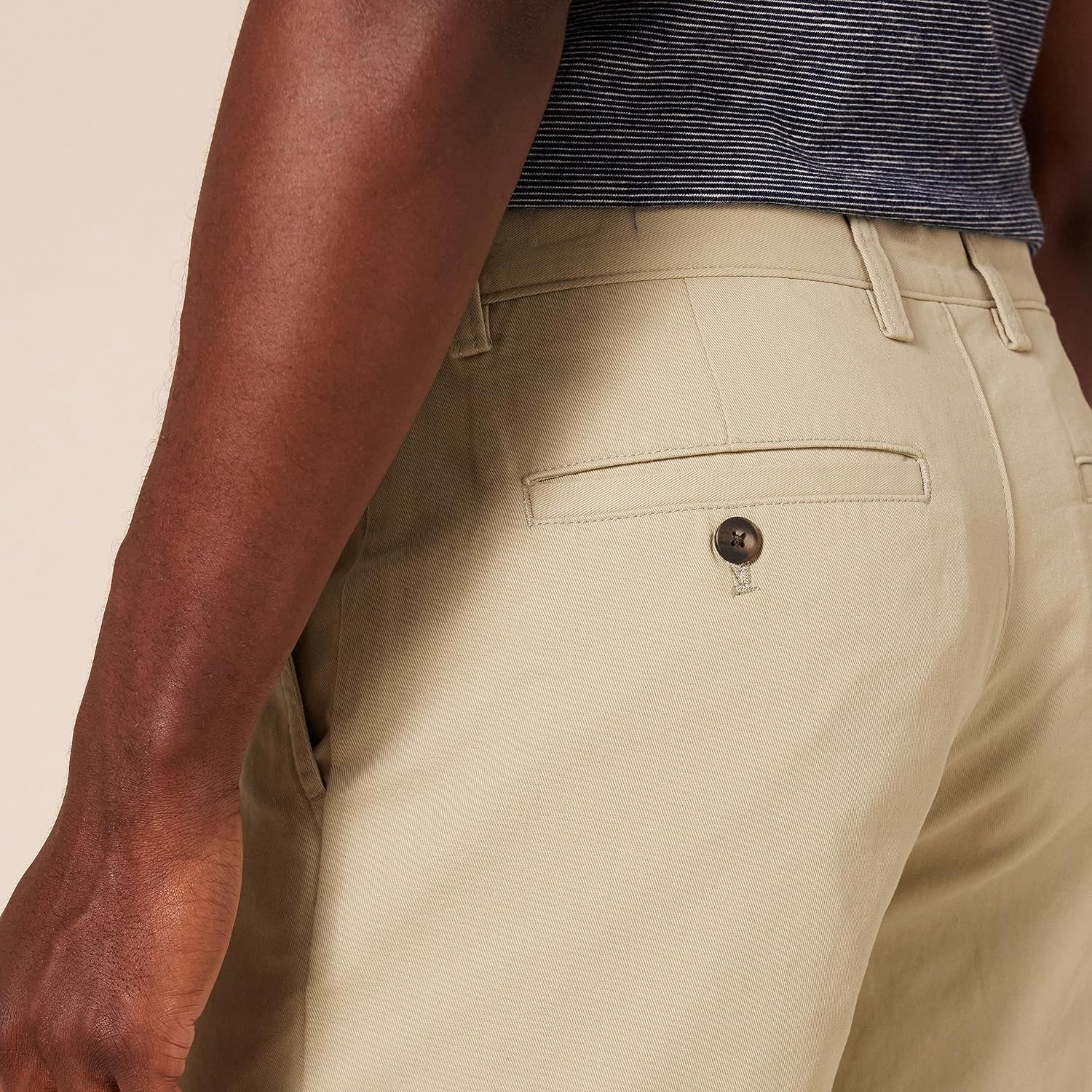 Thumbnail 3 de Amazon Essentials Men's Slim-Fit 9" Chino Shorts