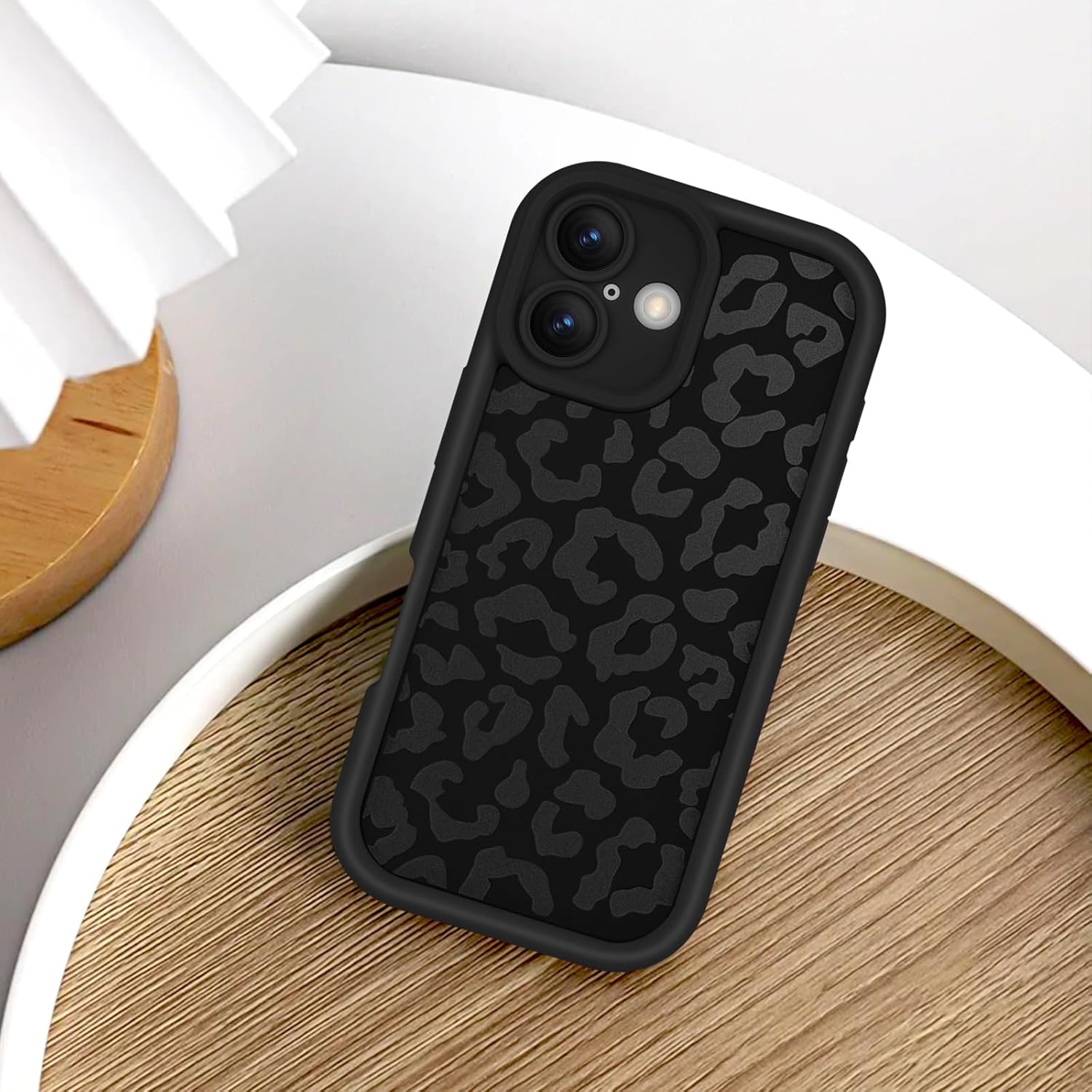 Thumbnail 5 de Newseego Case for iPhone 17 – Leopard Print, Soft TPU, Shockproof