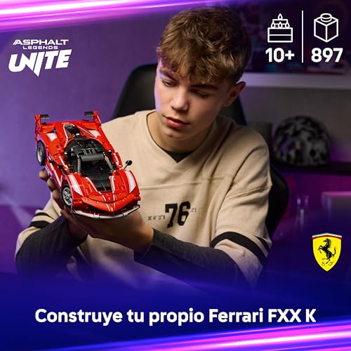 Detalle 2 de LEGO Technic Ferrari FXX K (42212): Maqueta de Carreras con Motor V12 y Pistones Móviles
