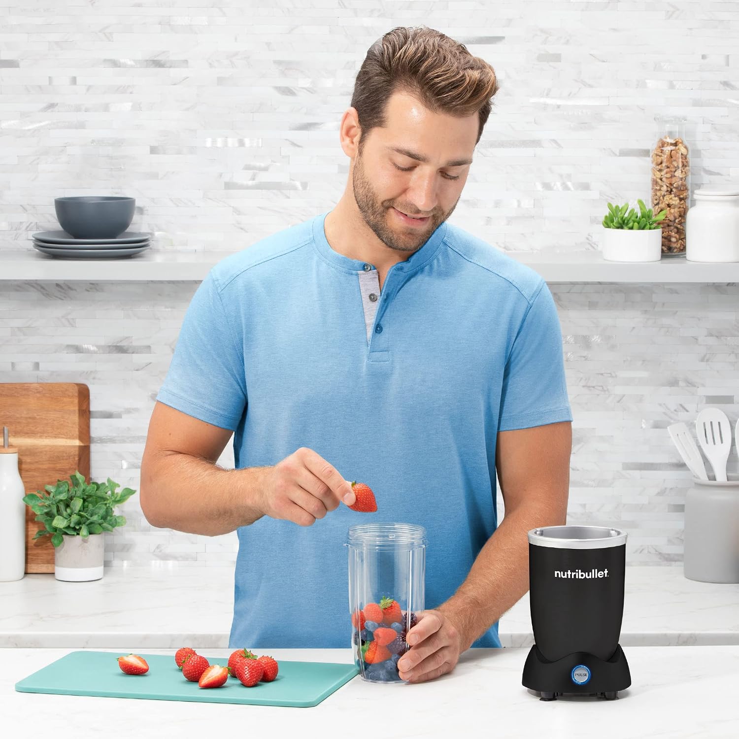 Thumbnail 6 de NutriBullet Pro+ 1200 Watt Personal Blender with Pulse Function (Matte Black)