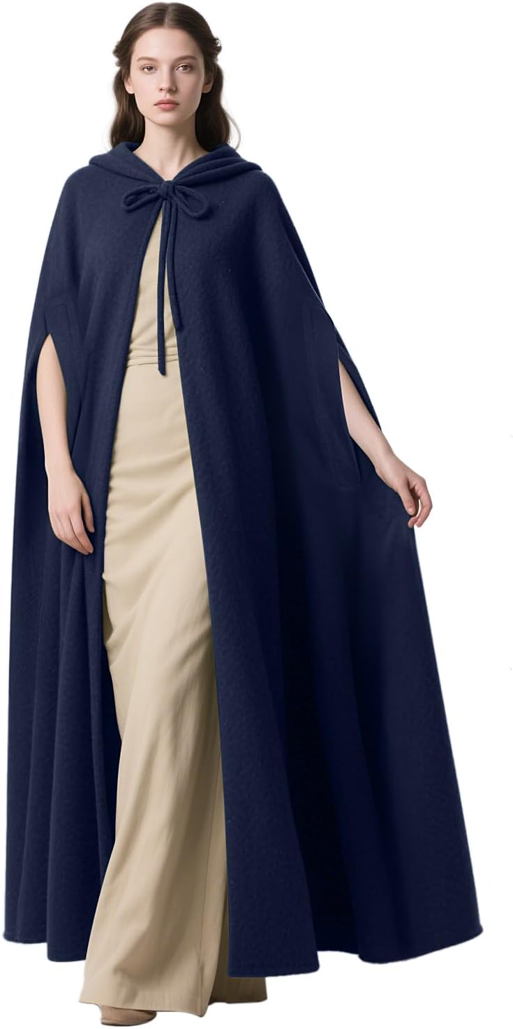 Detalle 2 de L'VOW Hooded Cloak, Polyester