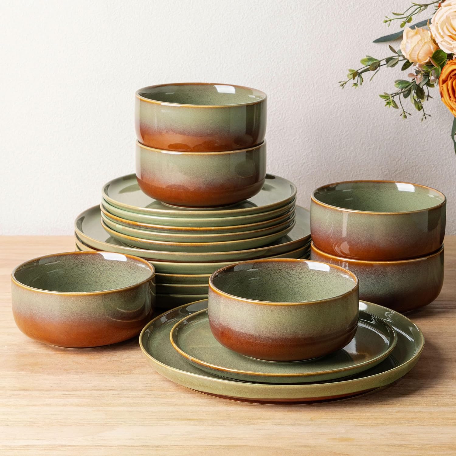 Detalle de TheTerra 18-Piece Ceramic Dinnerware Set for 6 in Sage Umber – Handcrafted, Reactive Glaze