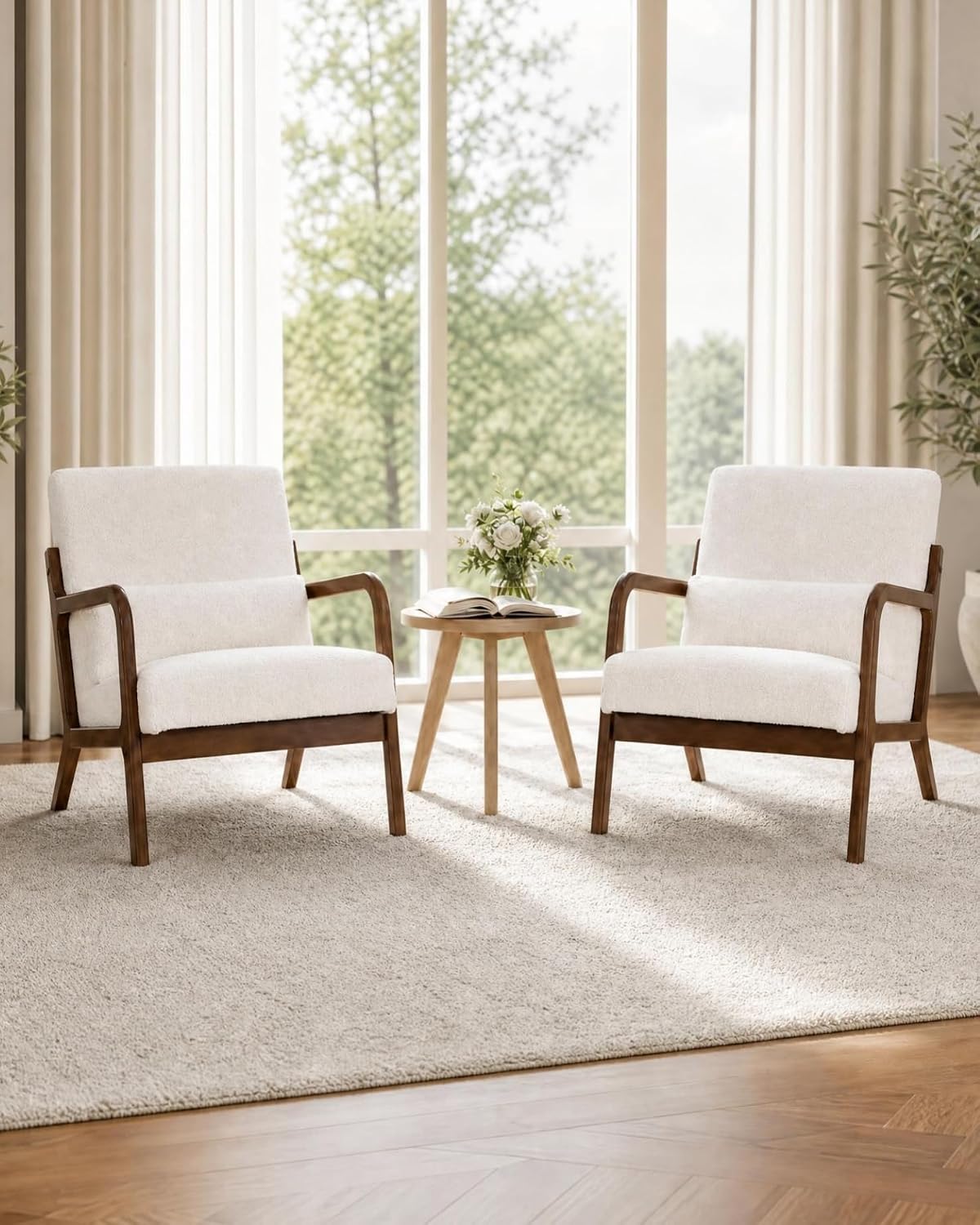 Detalle 1 de Garvee Sherpa Accent Chair