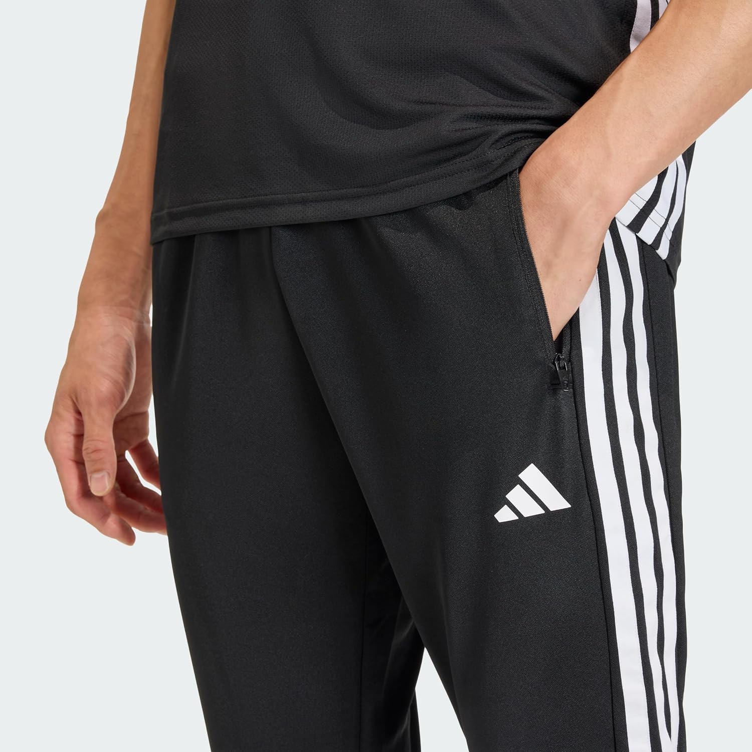 Detalle de adidas Herren Workout Essentials All-Set 3-Stripes Knit Pants – Schwarz/Weiß, Gr. L