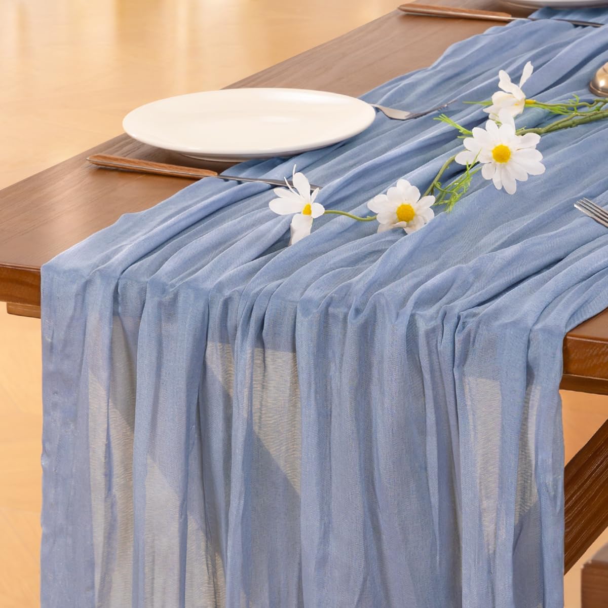 Detalle de Cheesecloth Table Runner, Dusty Blue