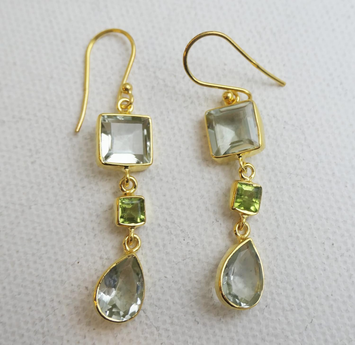 Detalle 2 de Gruner Amethyst & Peridot Vergoldet – 925er Silber Ohrringe