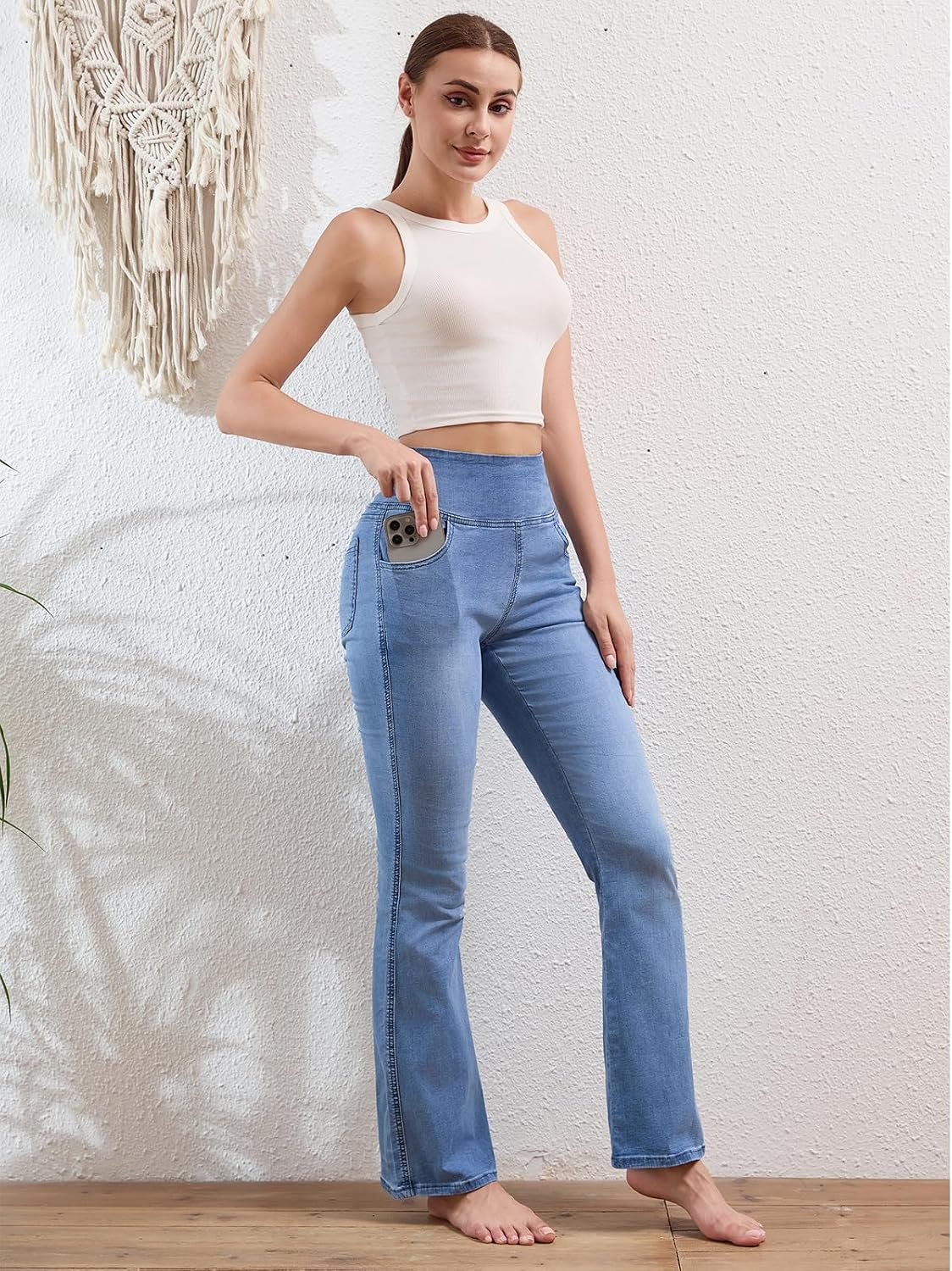 Detalle de Chasehot pull-on flare jeans for women with tummy control panel and high waist
