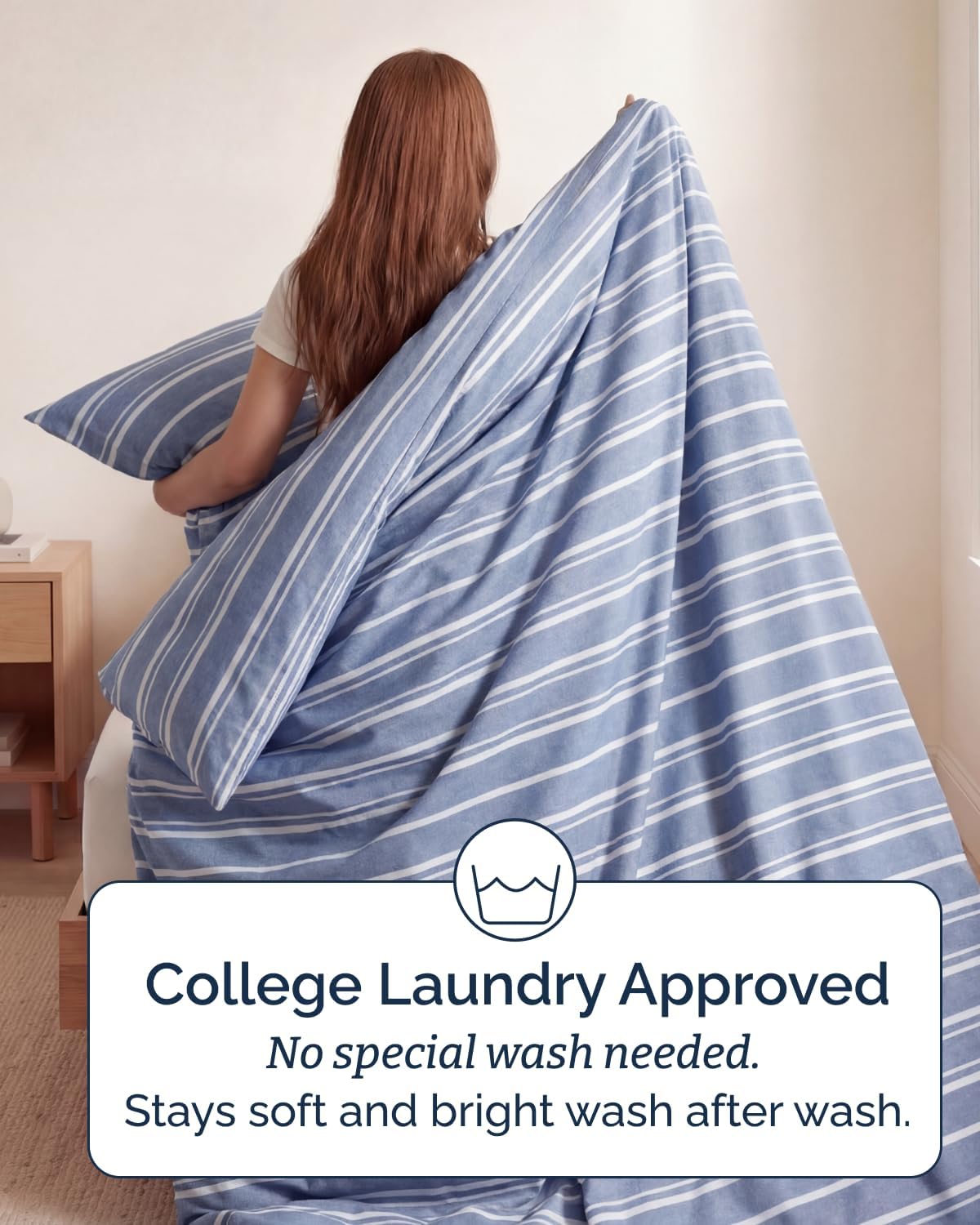 Detalle de Blue Stripes 3 Twin/Twin XL Duvet Cover (68" x 90") with Zipper Closure and Corner Ties