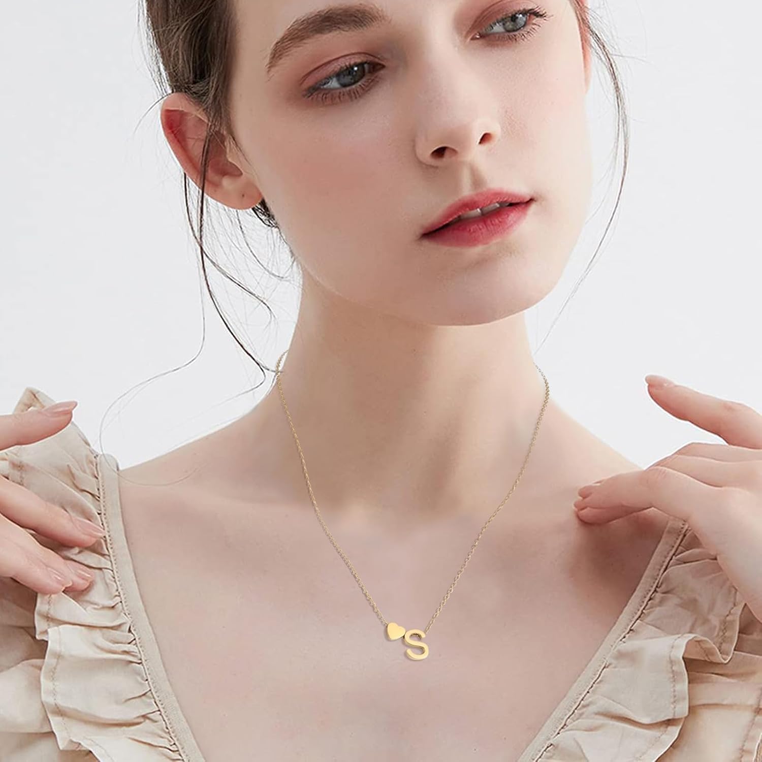 Thumbnail 1 de RWQIAN Damen Buchstaben Kette mit Herz Anhänger – Initialen Halskette in Gold, Roségold oder Silber
