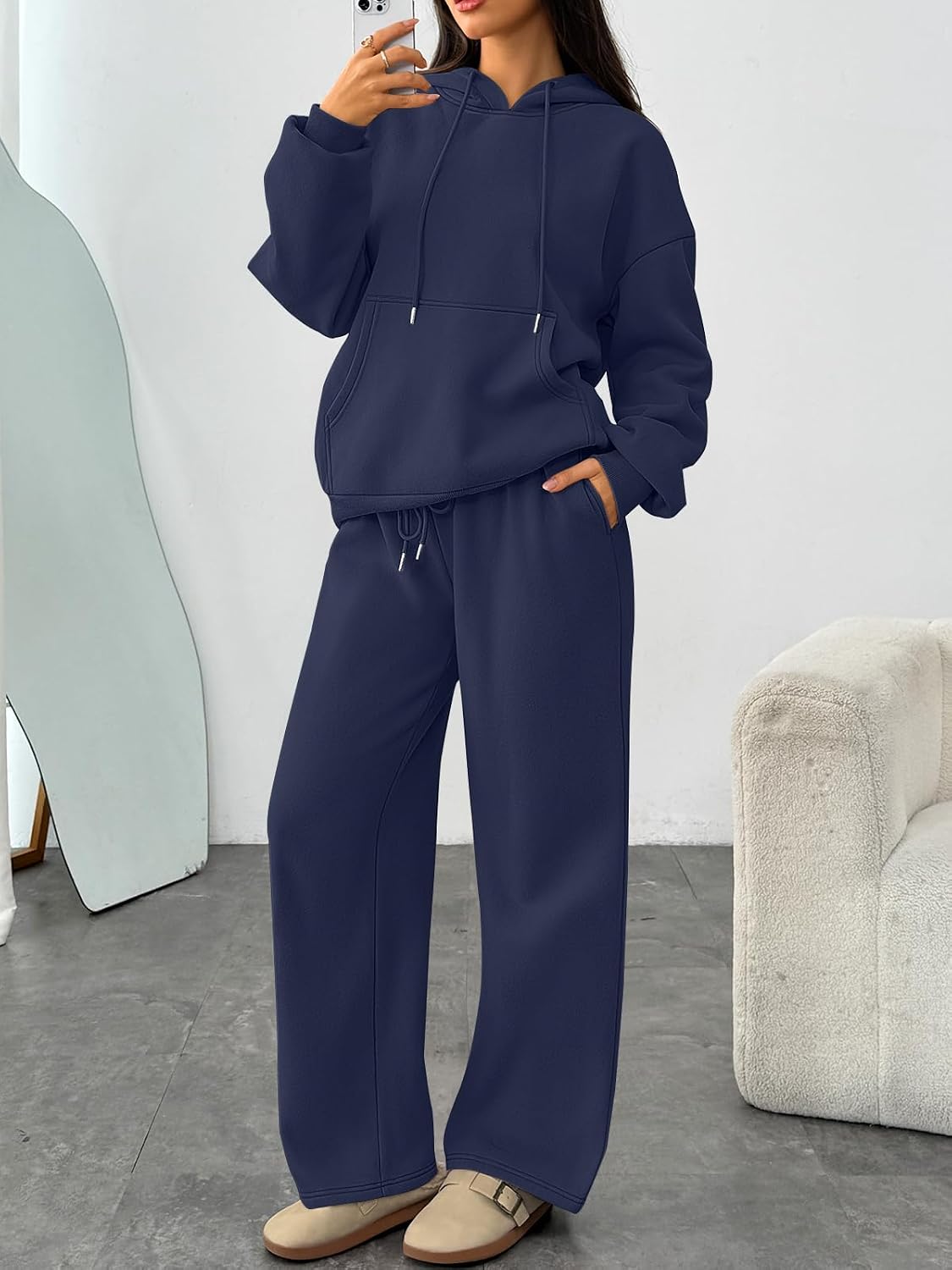 Detalle 2 de Trendy Queen Women's Lounge Set in Cotton-Blend Fleece