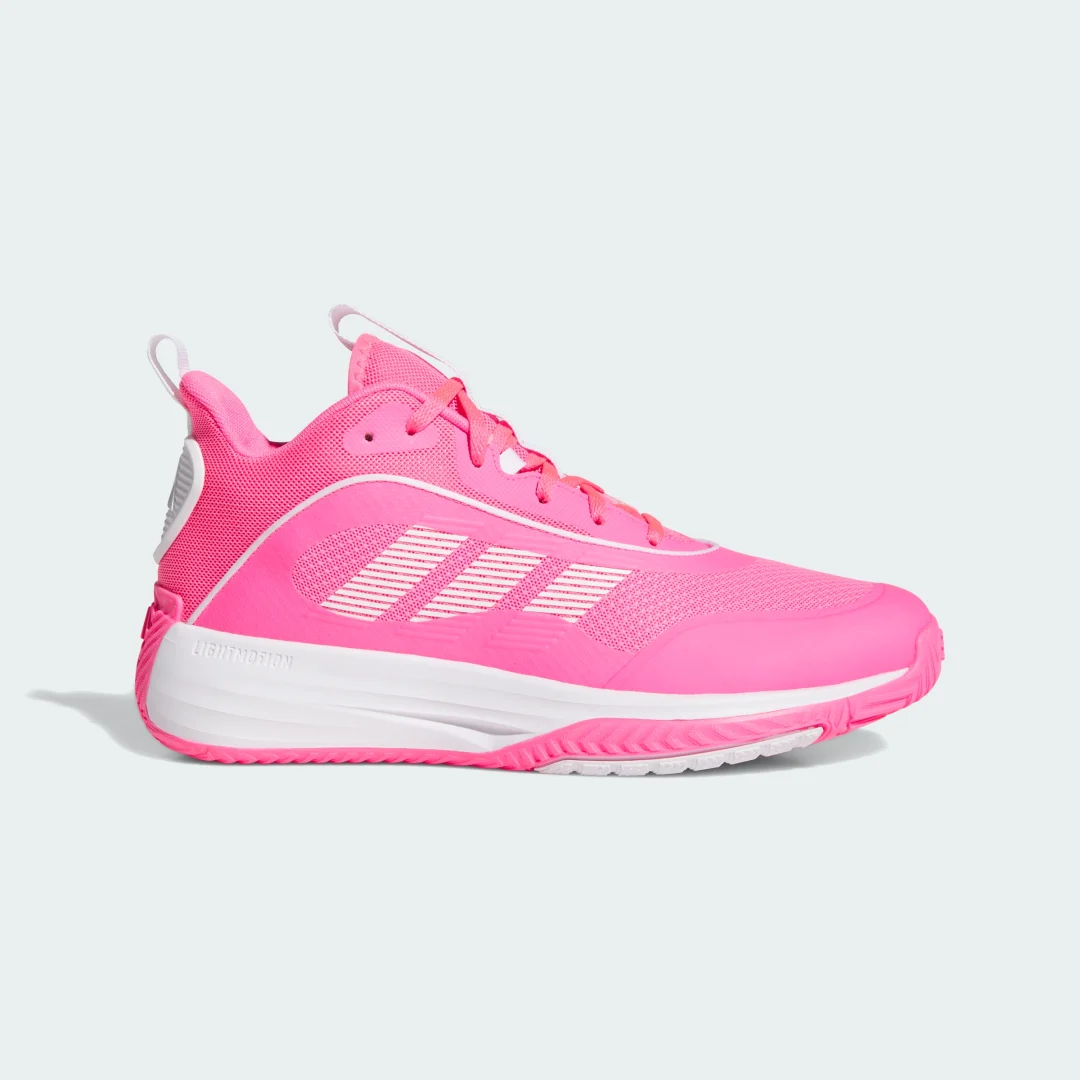 Detalle de Ownthegame 3.0: zapatilla rosa de Adidas
