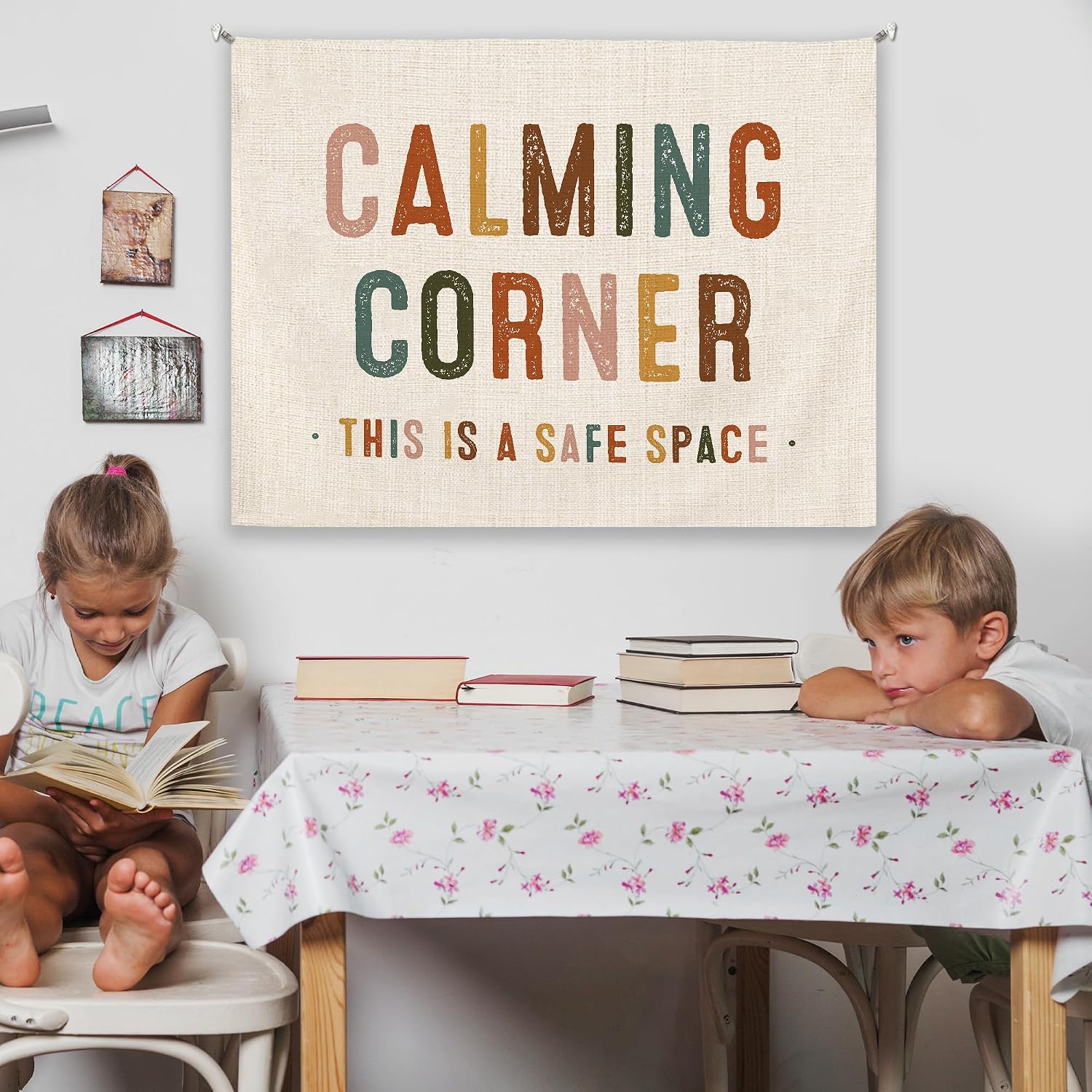 Detalle de Tzhim 30x40-Inch Calming Corner Linen Wall Tapestry for Classrooms