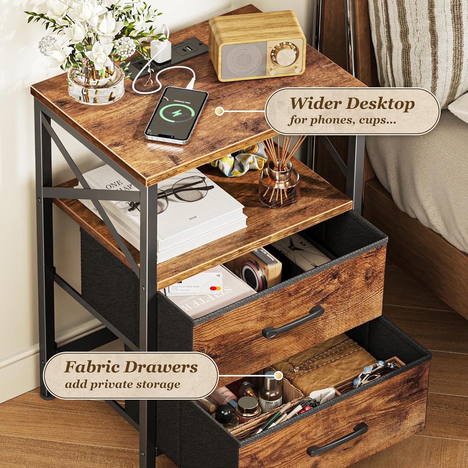 Detalle 2 de Huuger Nightstand with Charging Station, Rustic Brown