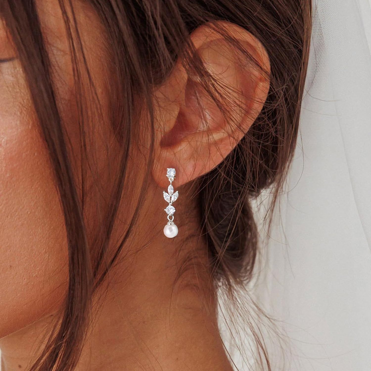 Detalle de HARJJME Perlen Ohrringe Silber 925 | 14K vergoldete Hänger mit Zirkonia – lang, hypoallergene Modeschmuck